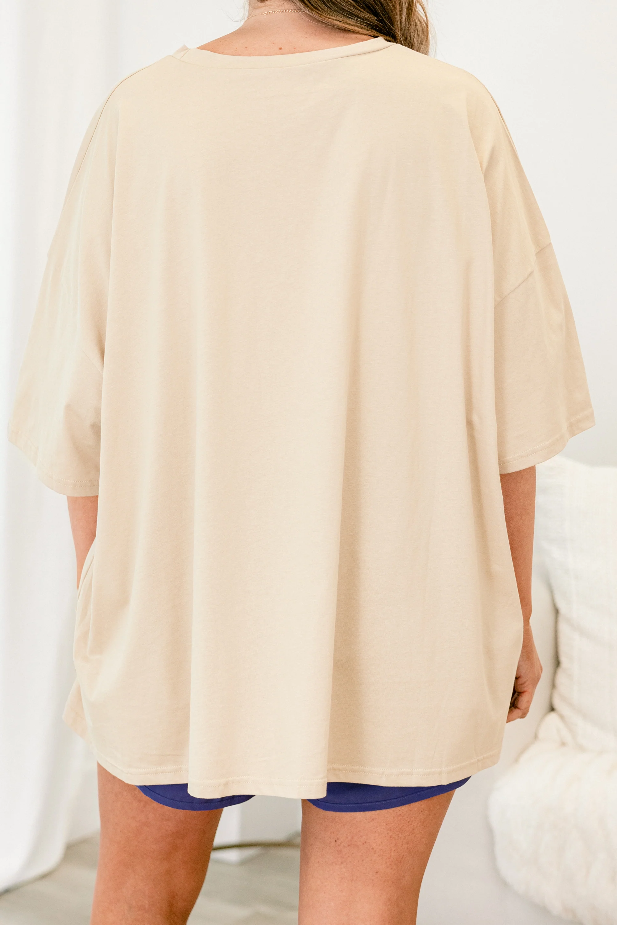 Summer In St. Tropez Boyfriend Tee, Light Mocha - Giverhouse