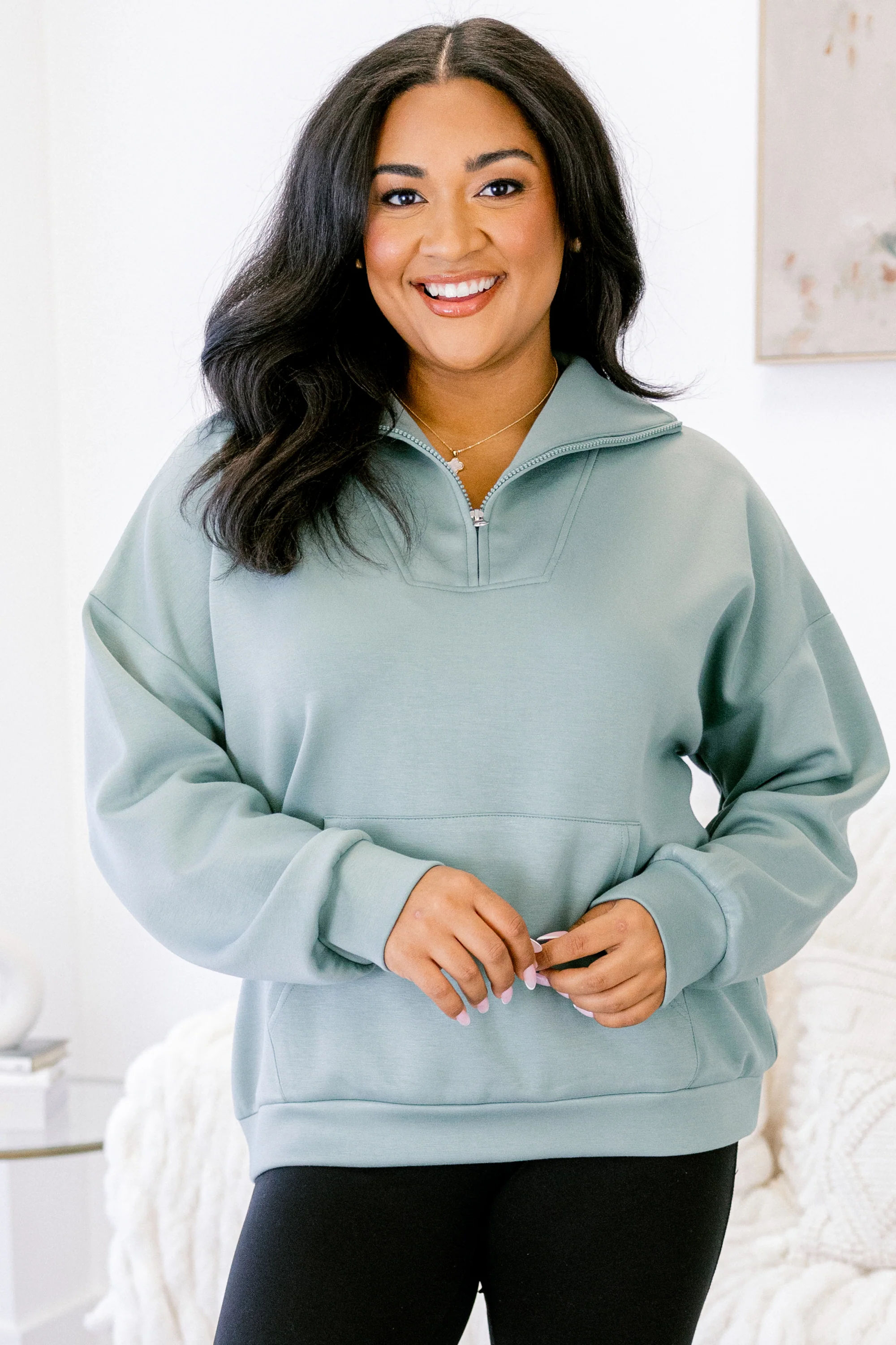 Sporty Chic Pullover, Sage - Giverhouse