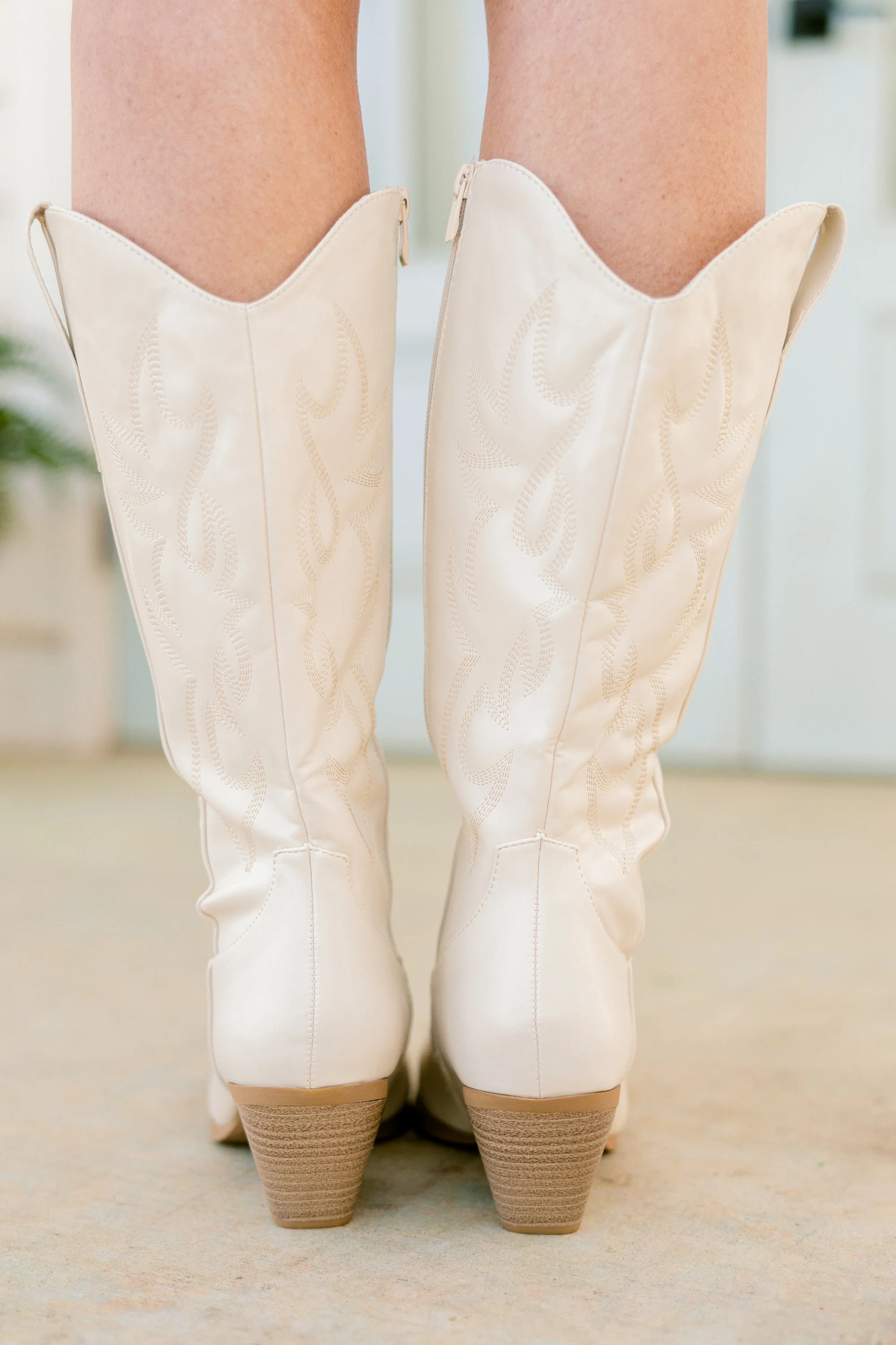 All Good News Boots, Bone - Giverhouse