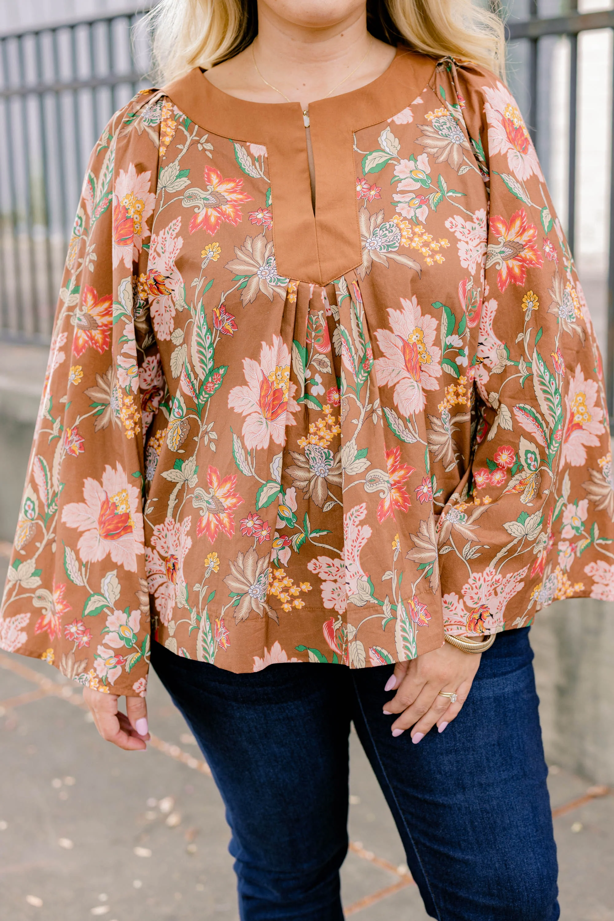 Free Like The Wind Top, Brown Floral - Giverhouse
