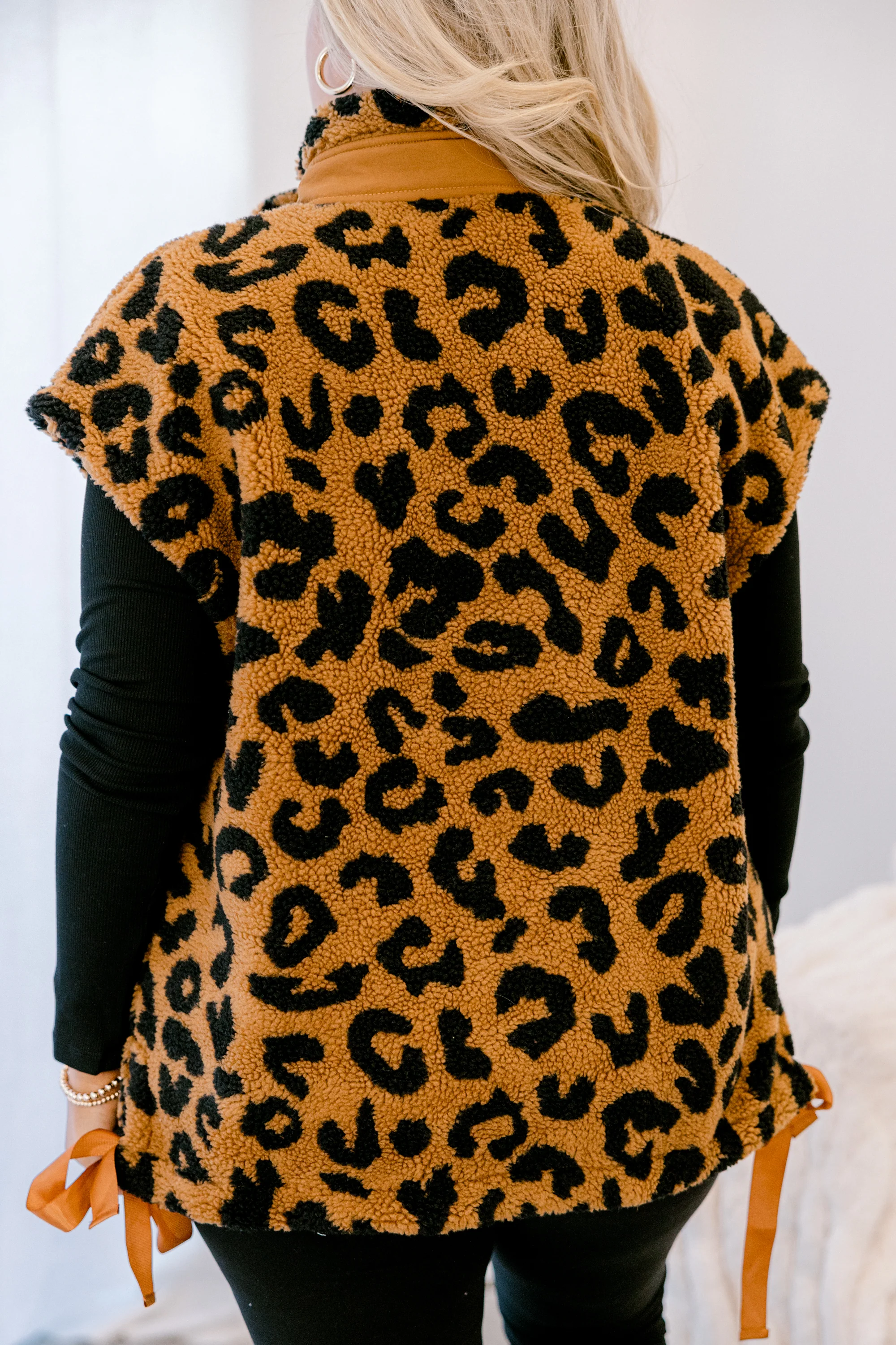 On Schedule Vest, Leopard - Giverhouse