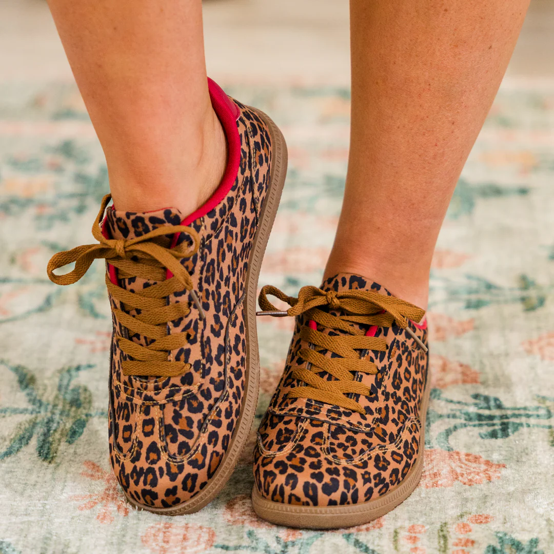 Effortless Edge Sneakers, Leopard - Giverhouse