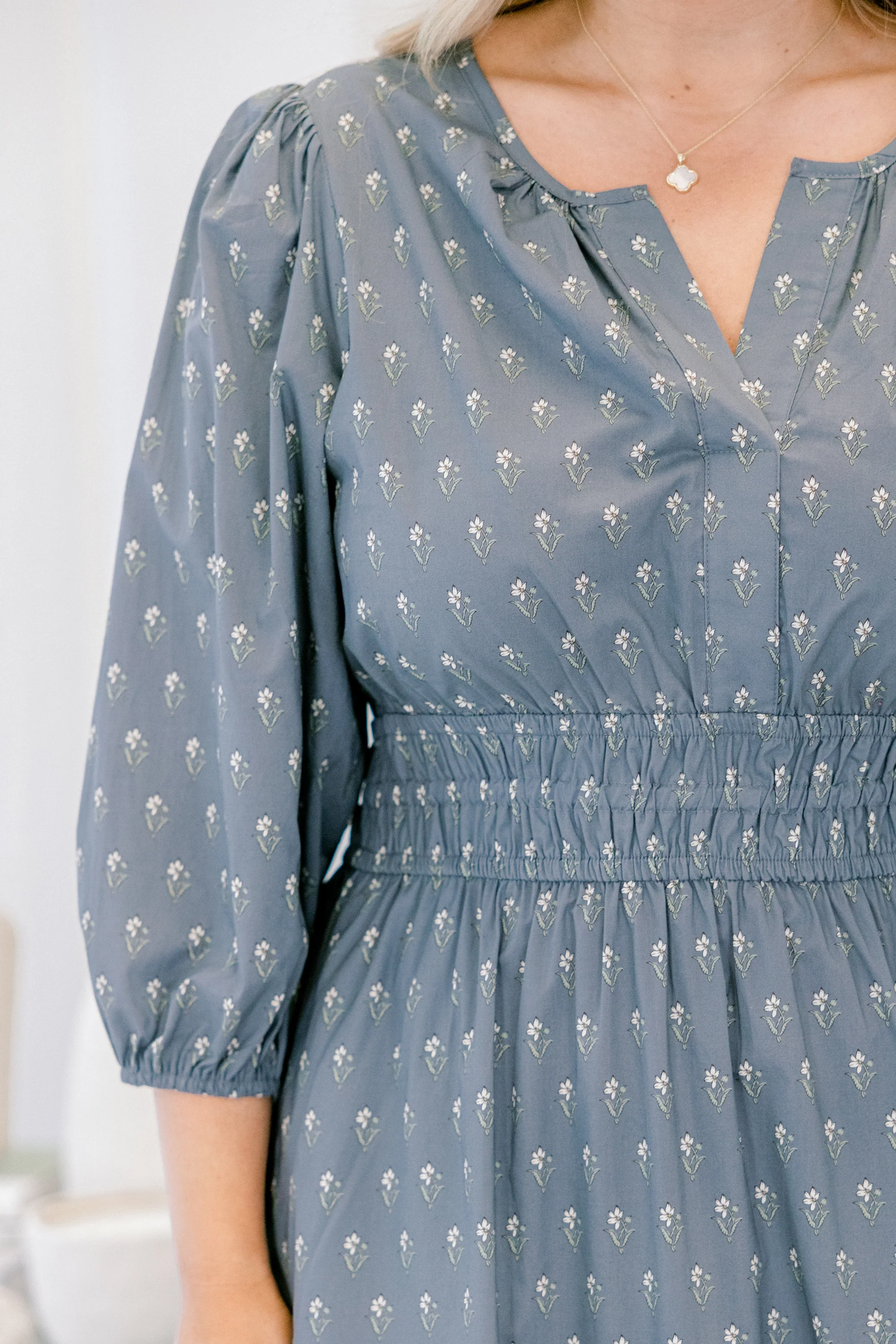 You Remind Me Dress, Stone Grey - Giverhouse