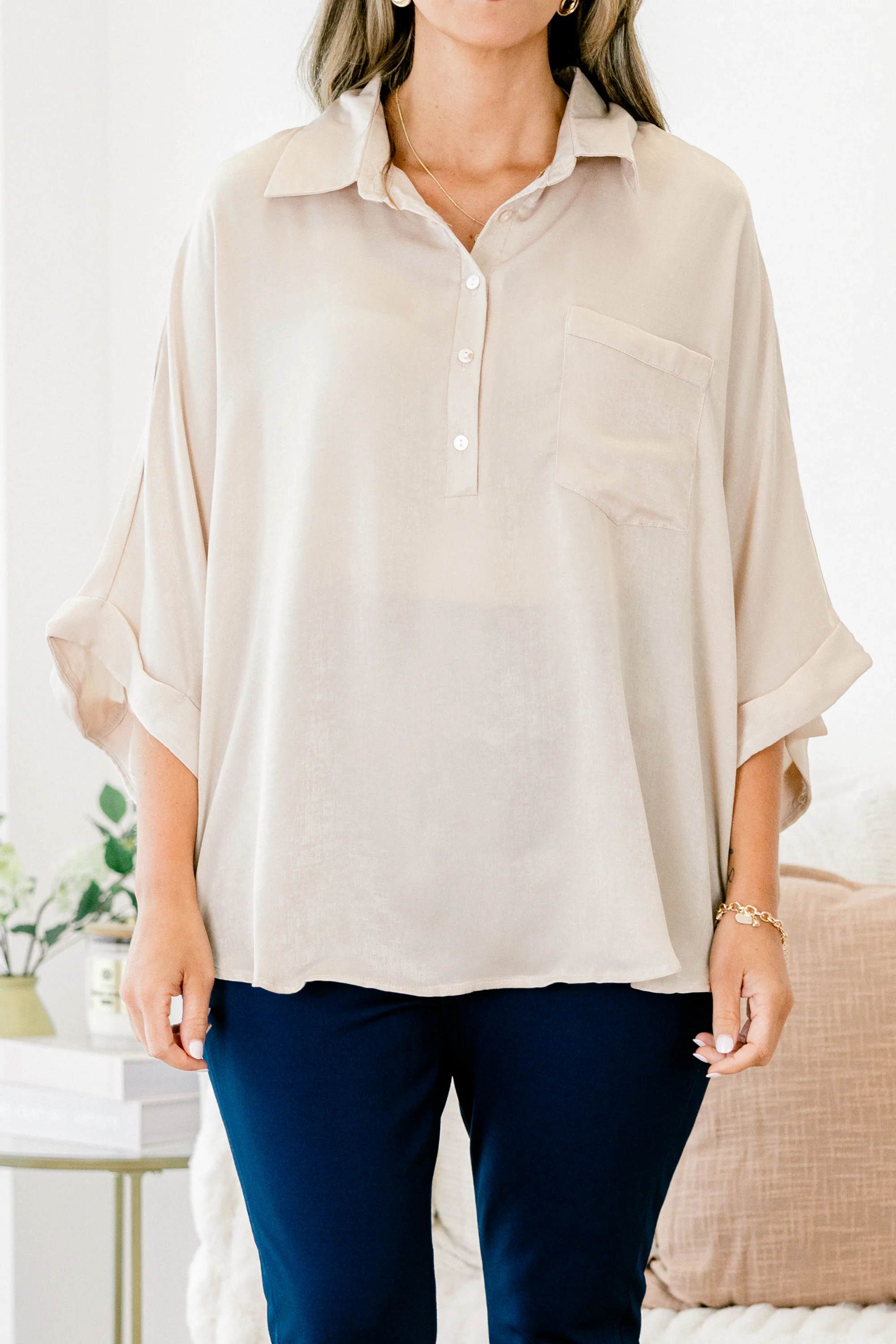 Whirlwind Weekend Top, Taupe - Giverhouse