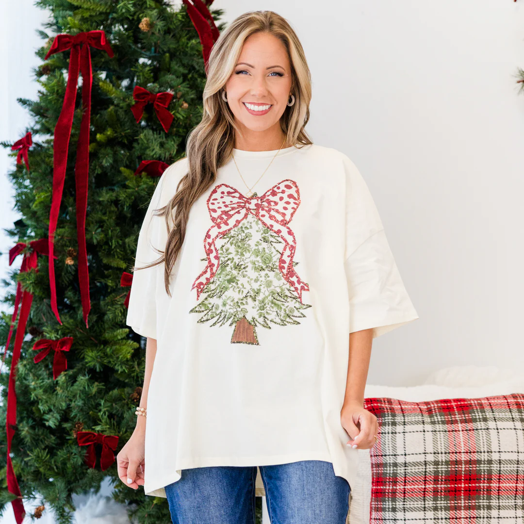 Postcards At Christmas Boyfriend Tee, Ivory - Giverhouse
