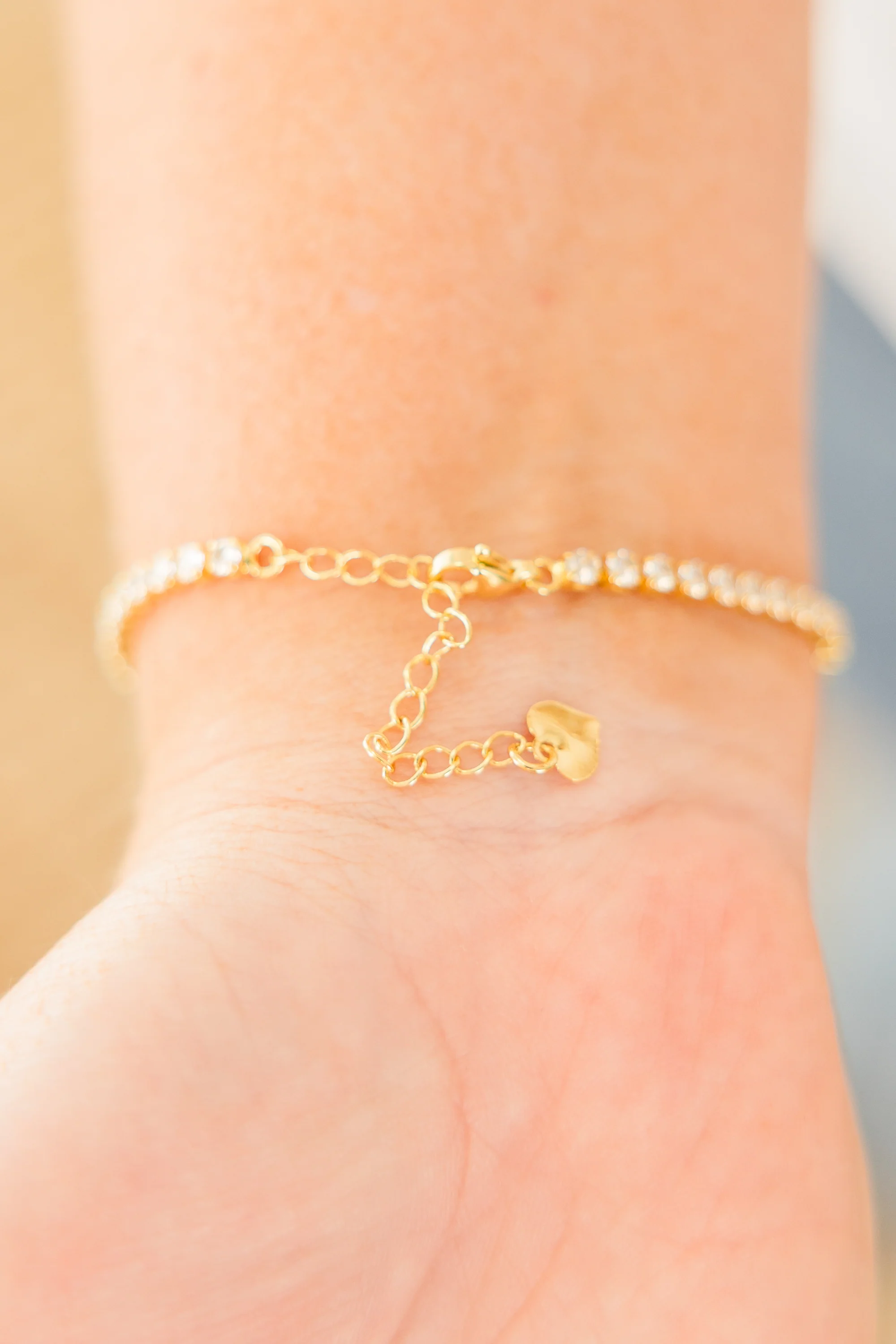 Lauren Kenzie: I Get It From My Mama Bracelet, Gold - Giverhouse