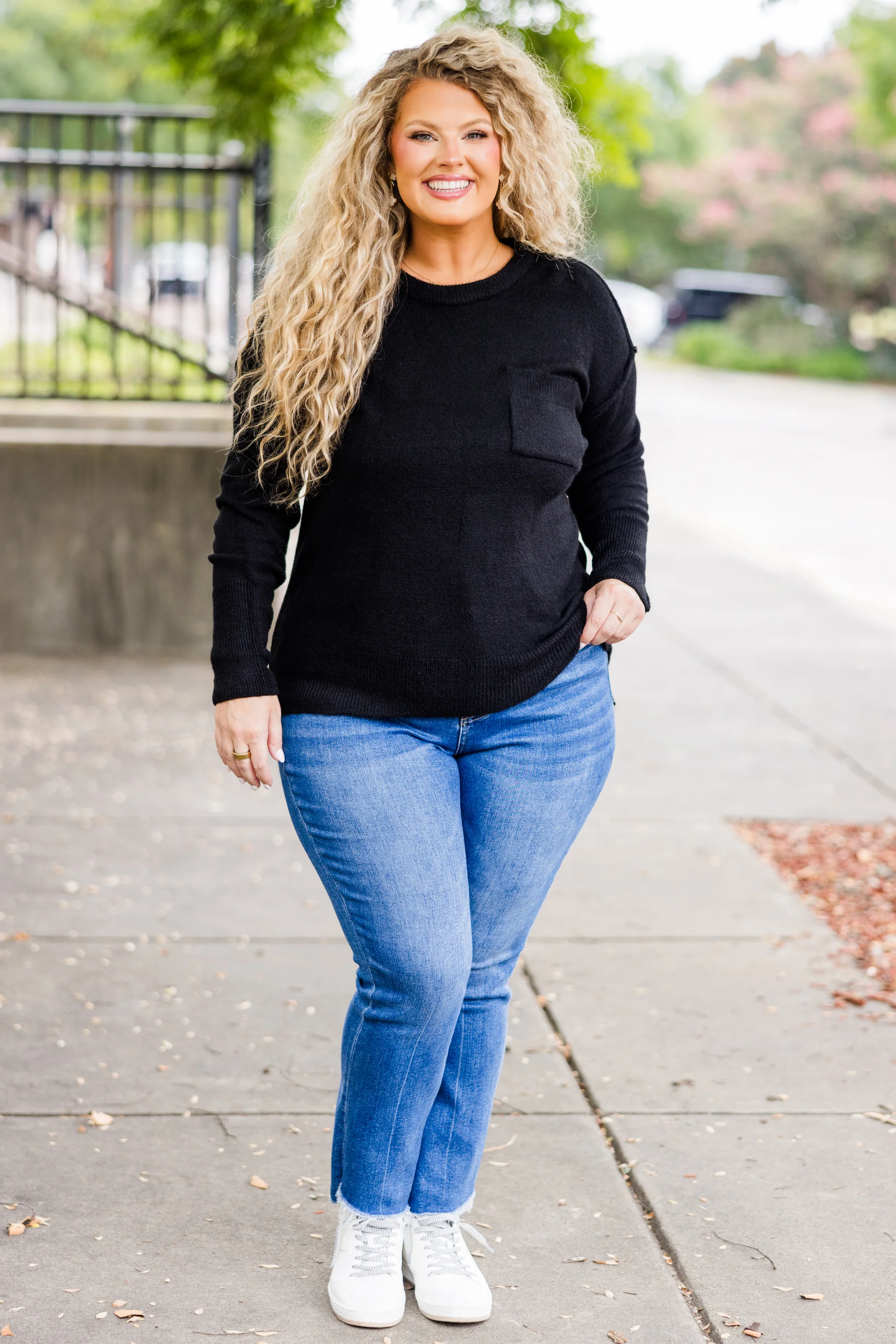 Unwind Your Mind Pullover, Black - Giverhouse