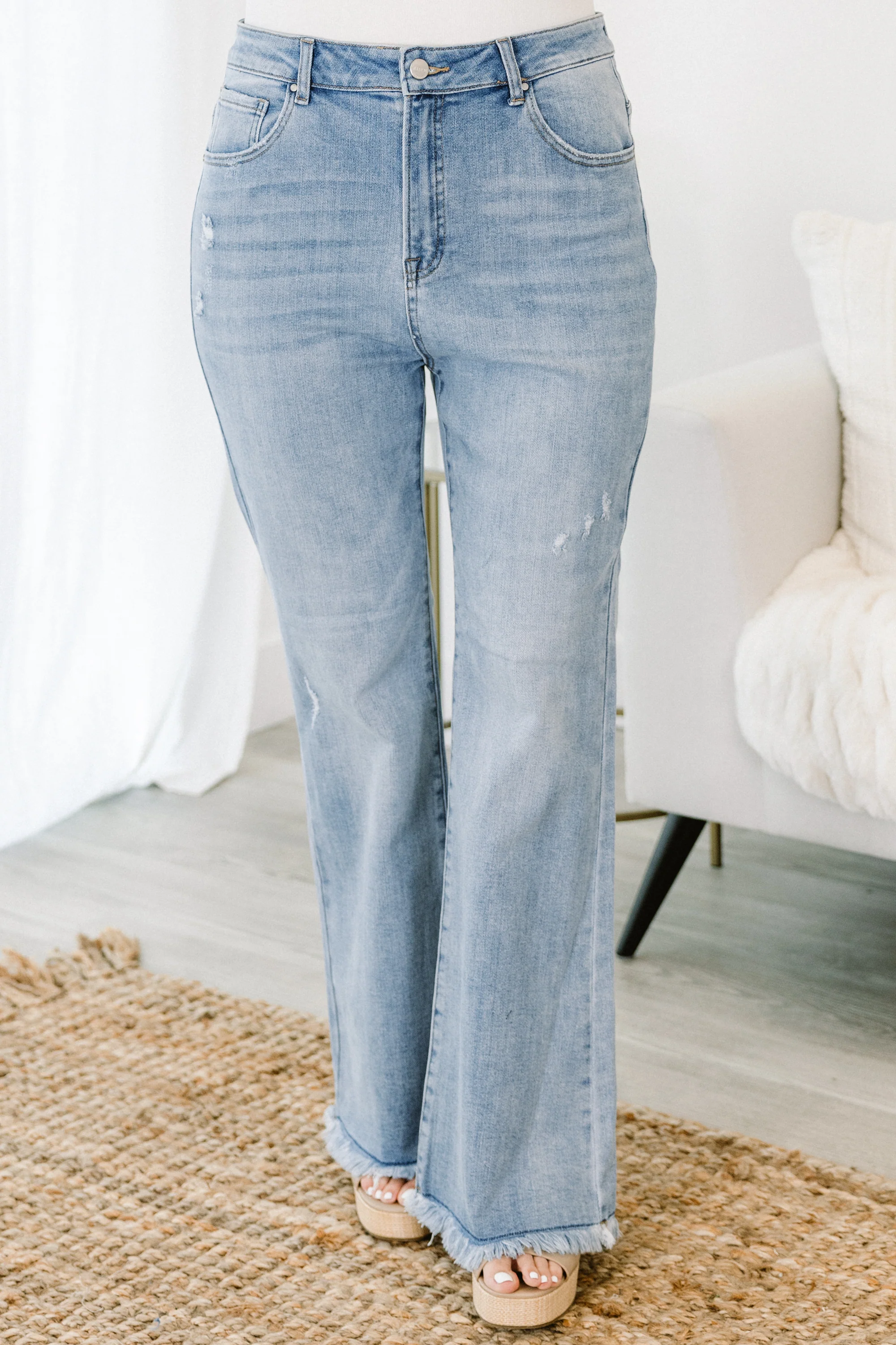 Beyond Compare Jeans, Light Wash - Giverhouse