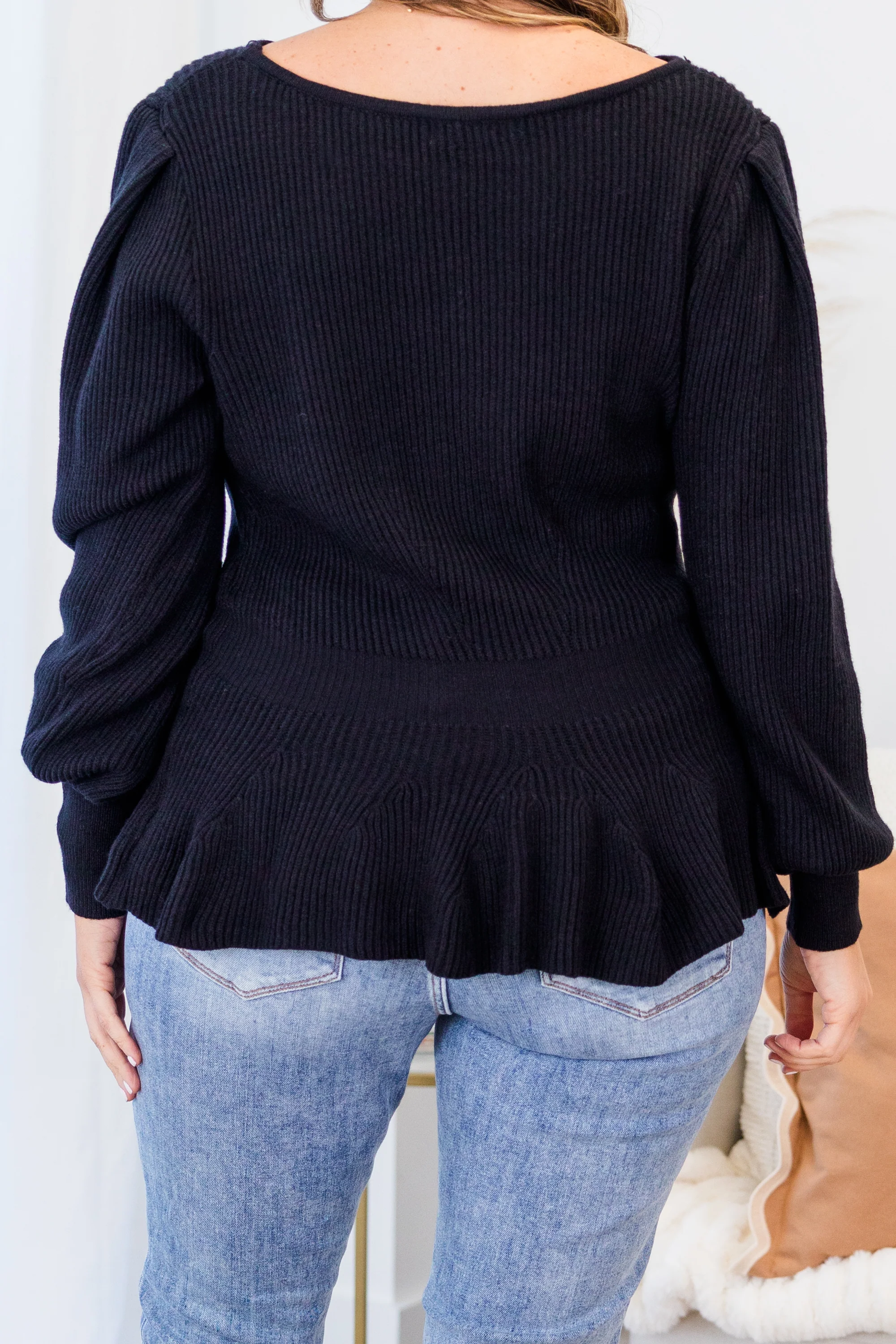 Final Notice Sweater, Black - Giverhouse