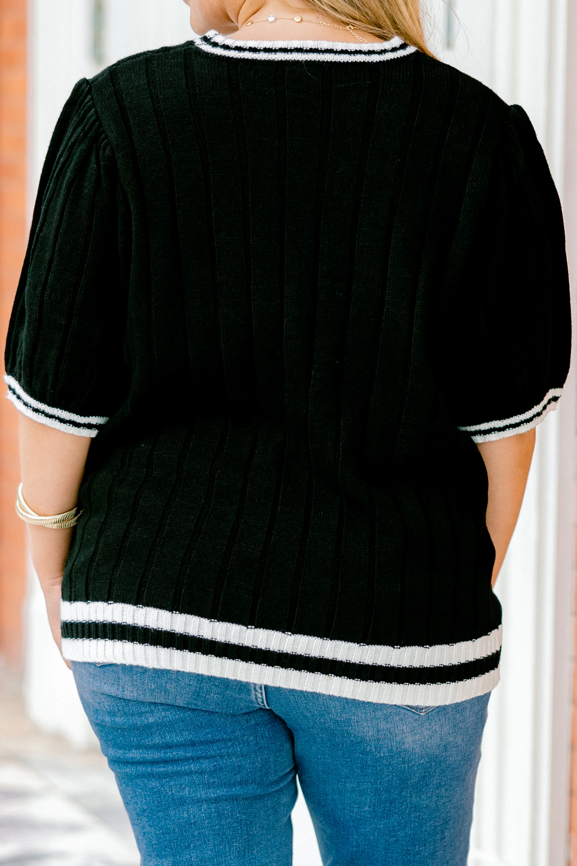 Doesn't Add Up Top, Black - Giverhouse