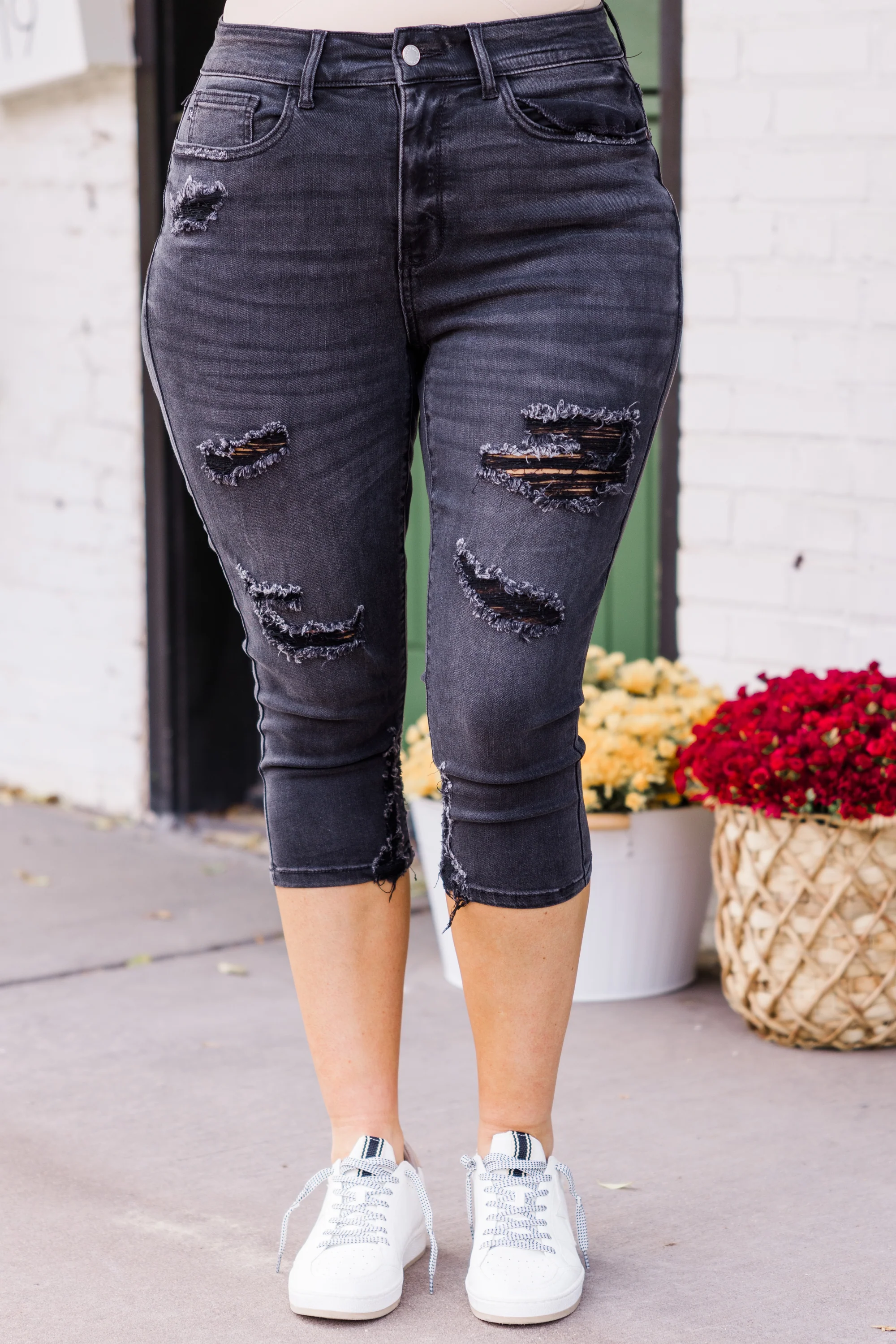 Judy Blue: Do You Ever Capris, Black - Giverhouse