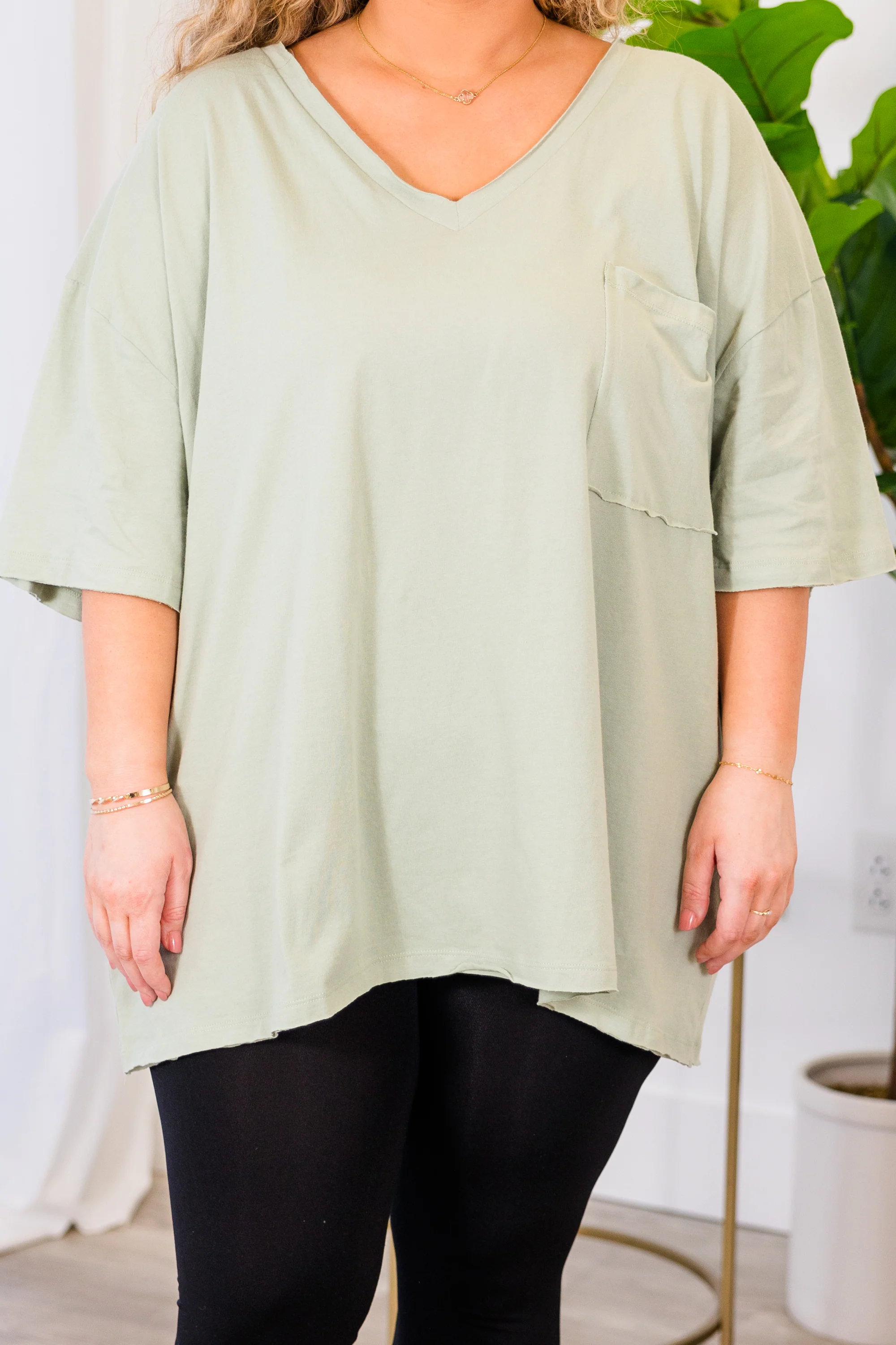 Dancing In The Mirror Top, Light Sage - Giverhouse