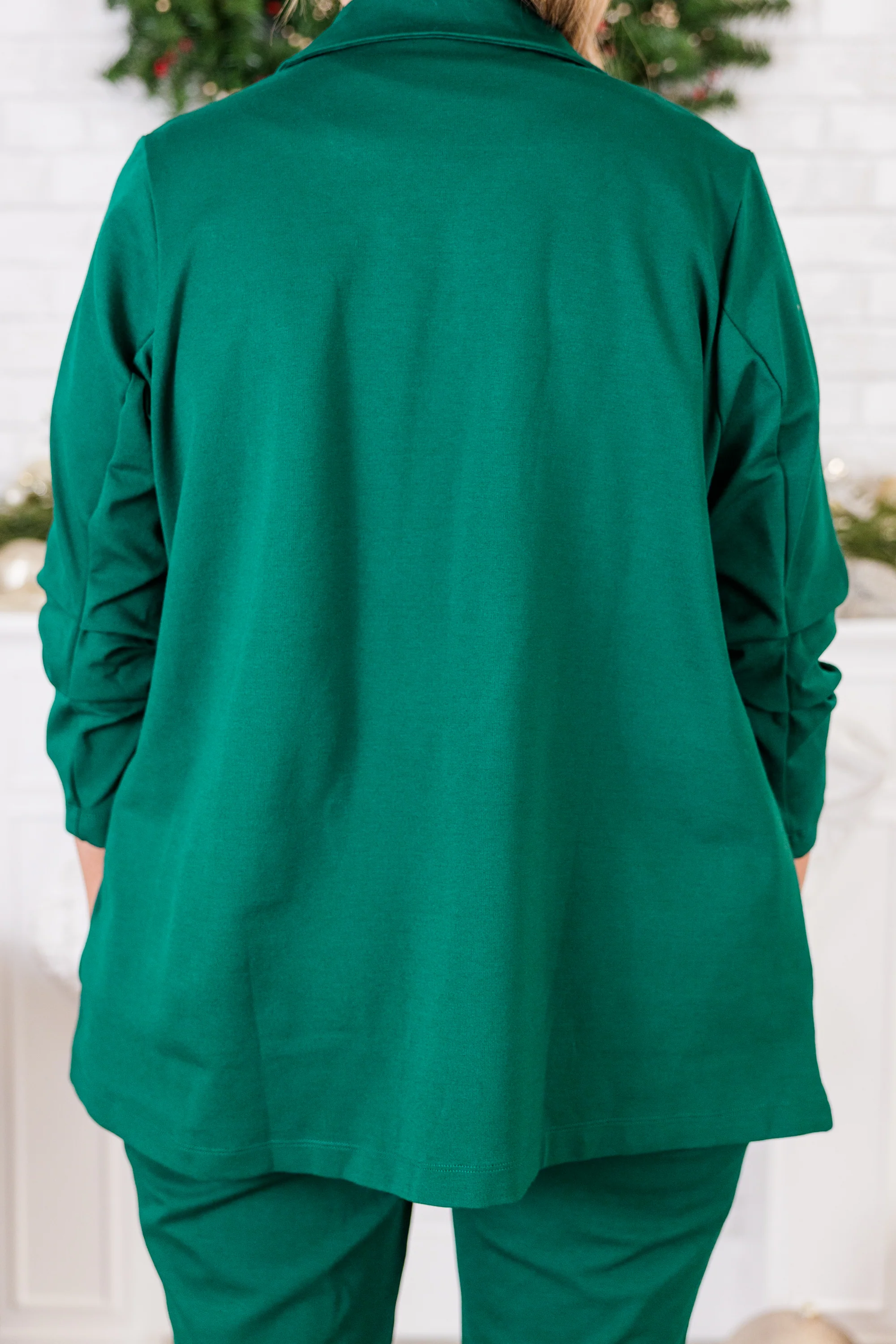 She's A Trail Blazer, Hunter Green - Giverhouse