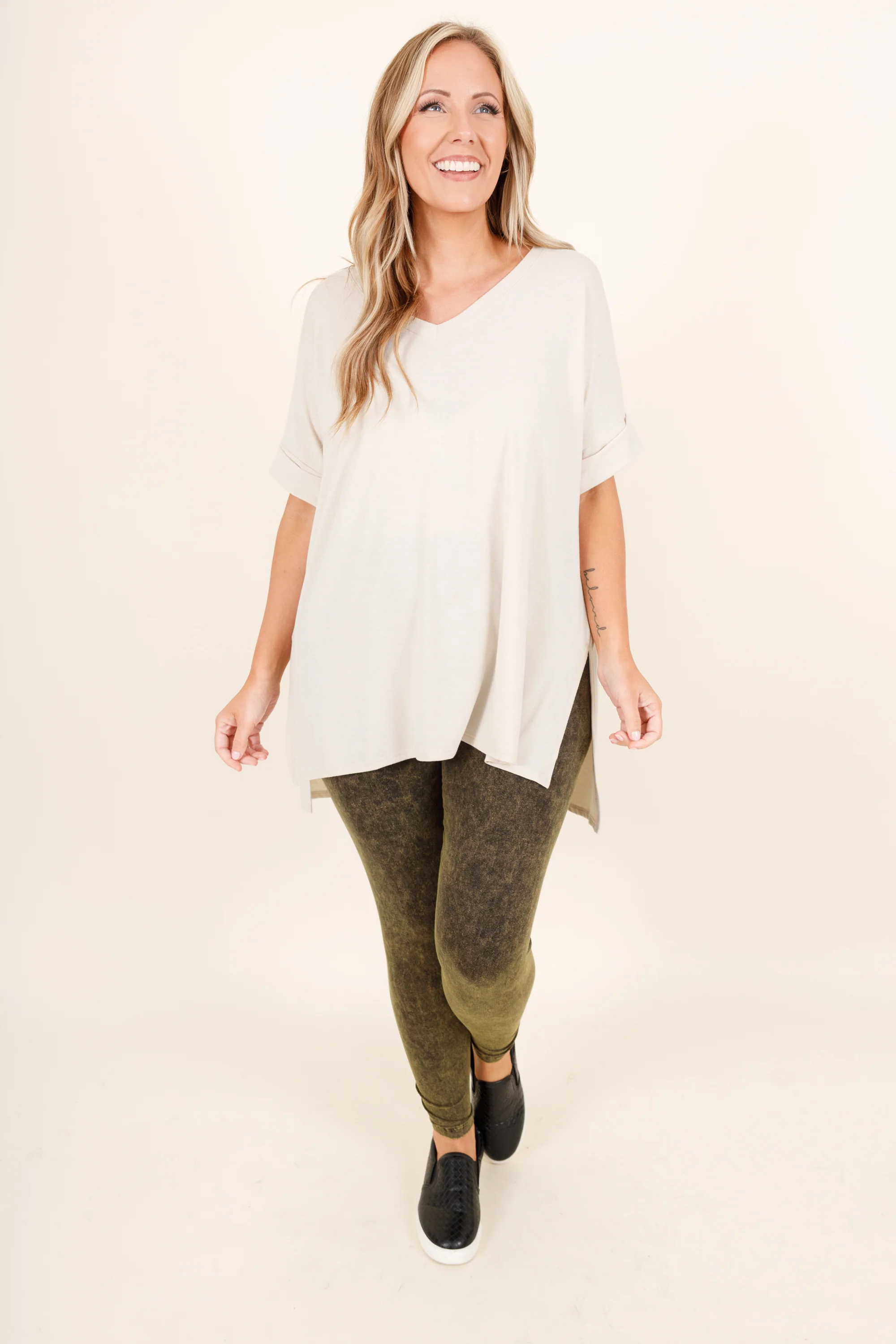 Well Worth It Mineral Wash Leggings, Olive - Giverhouse