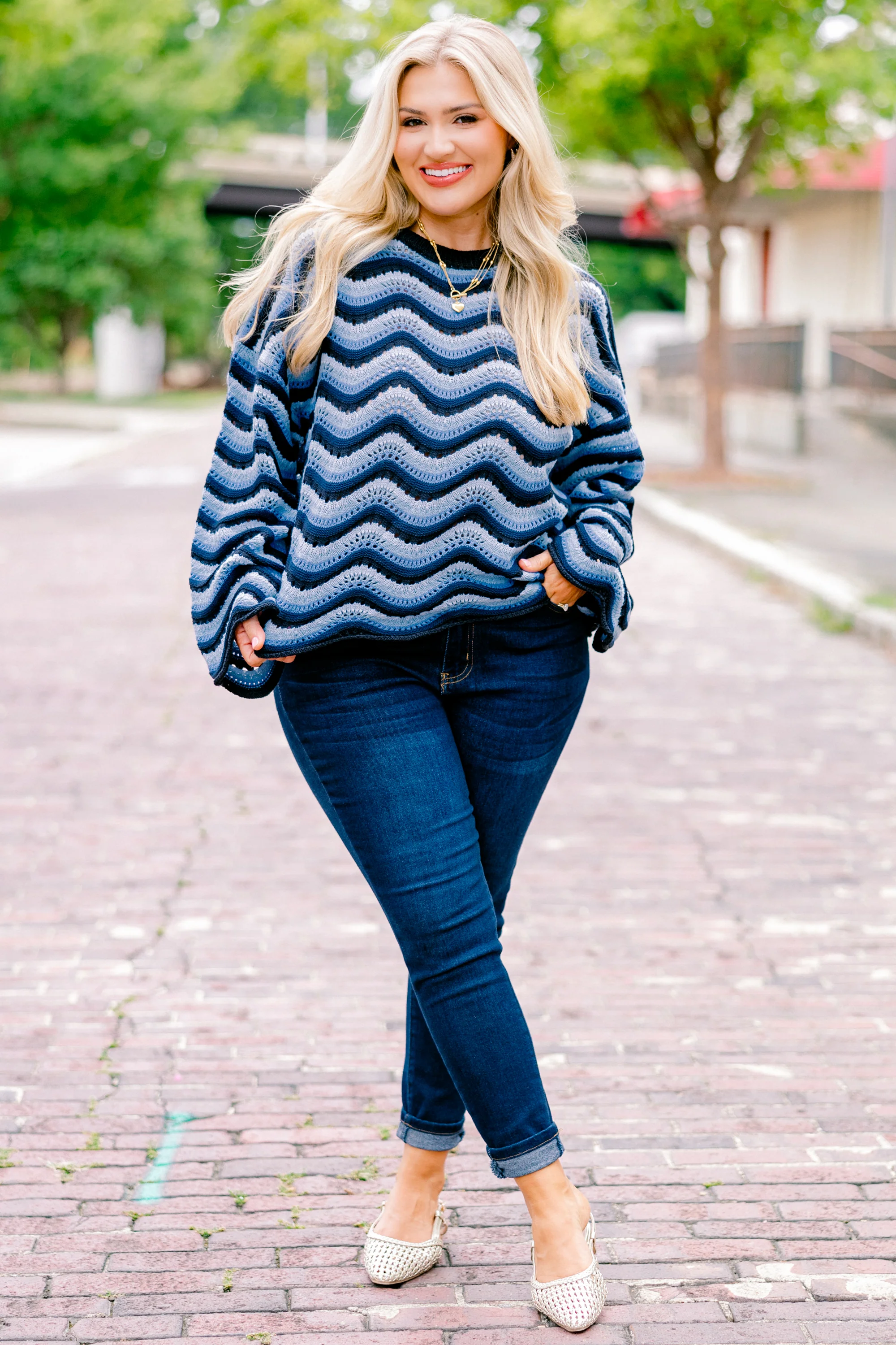 Wavy Comfort Sweater, Navy Blue - Giverhouse