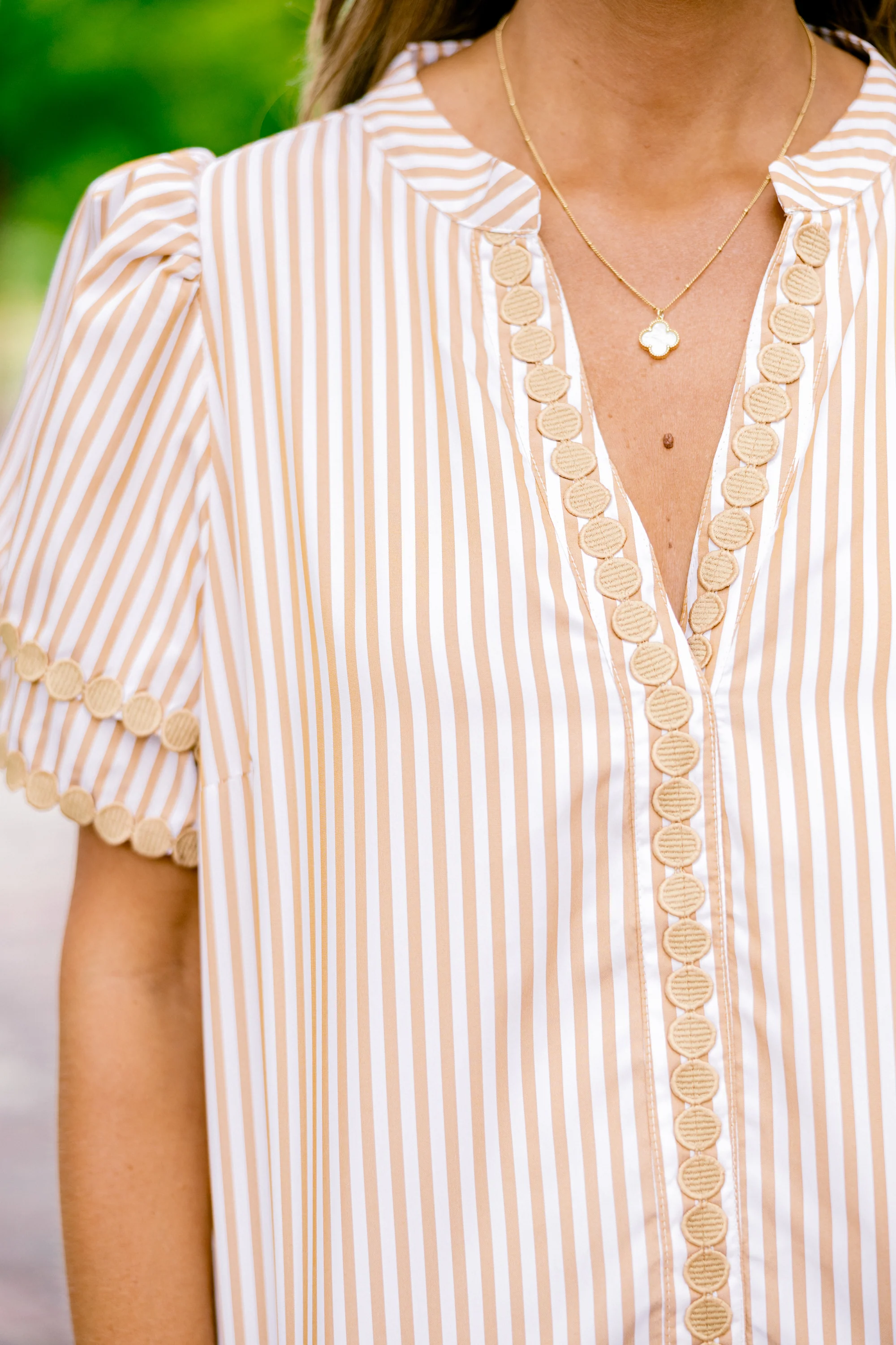 Treading Lightly Top, Brown - Giverhouse