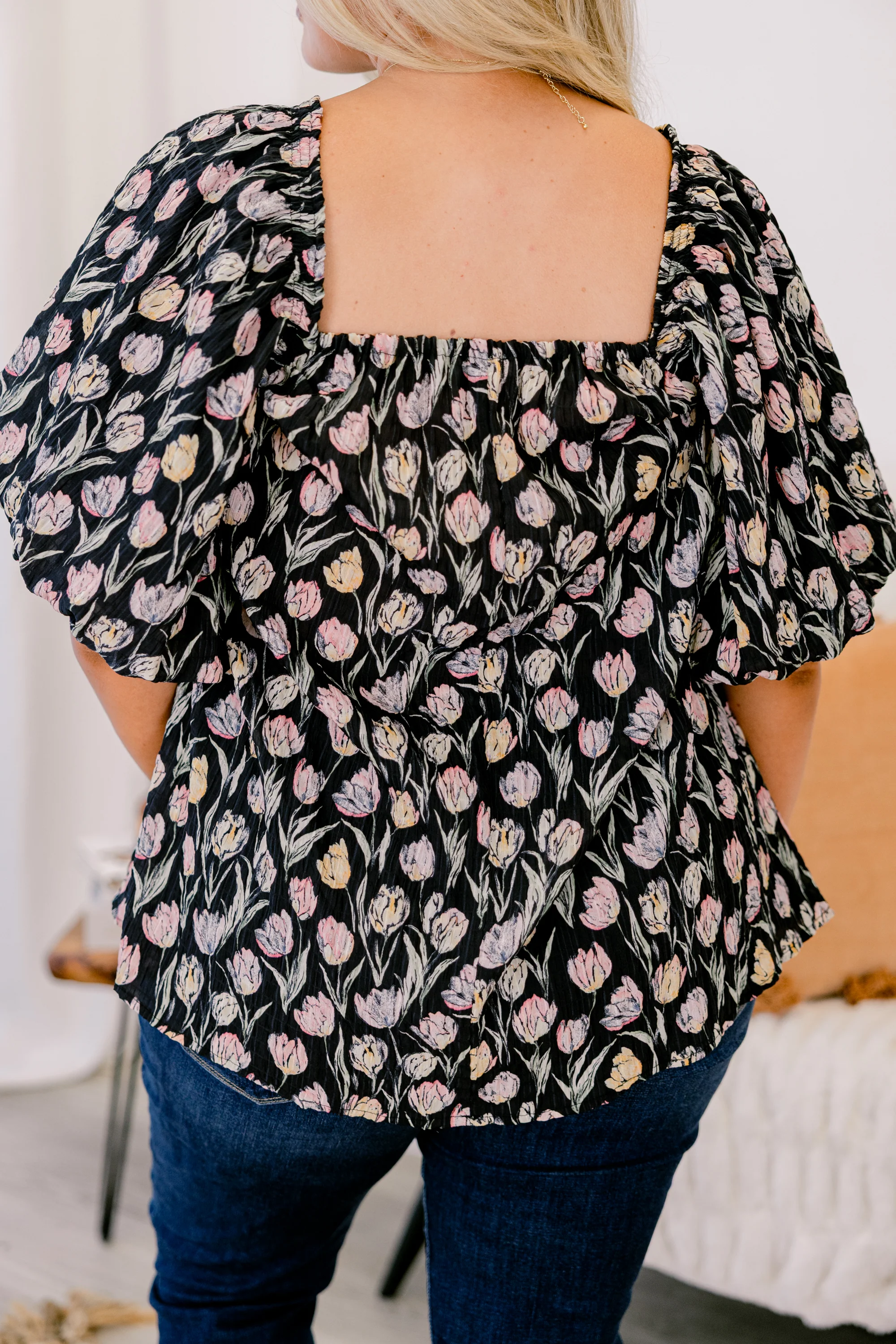 Cozy Love Top, Black Floral - Giverhouse