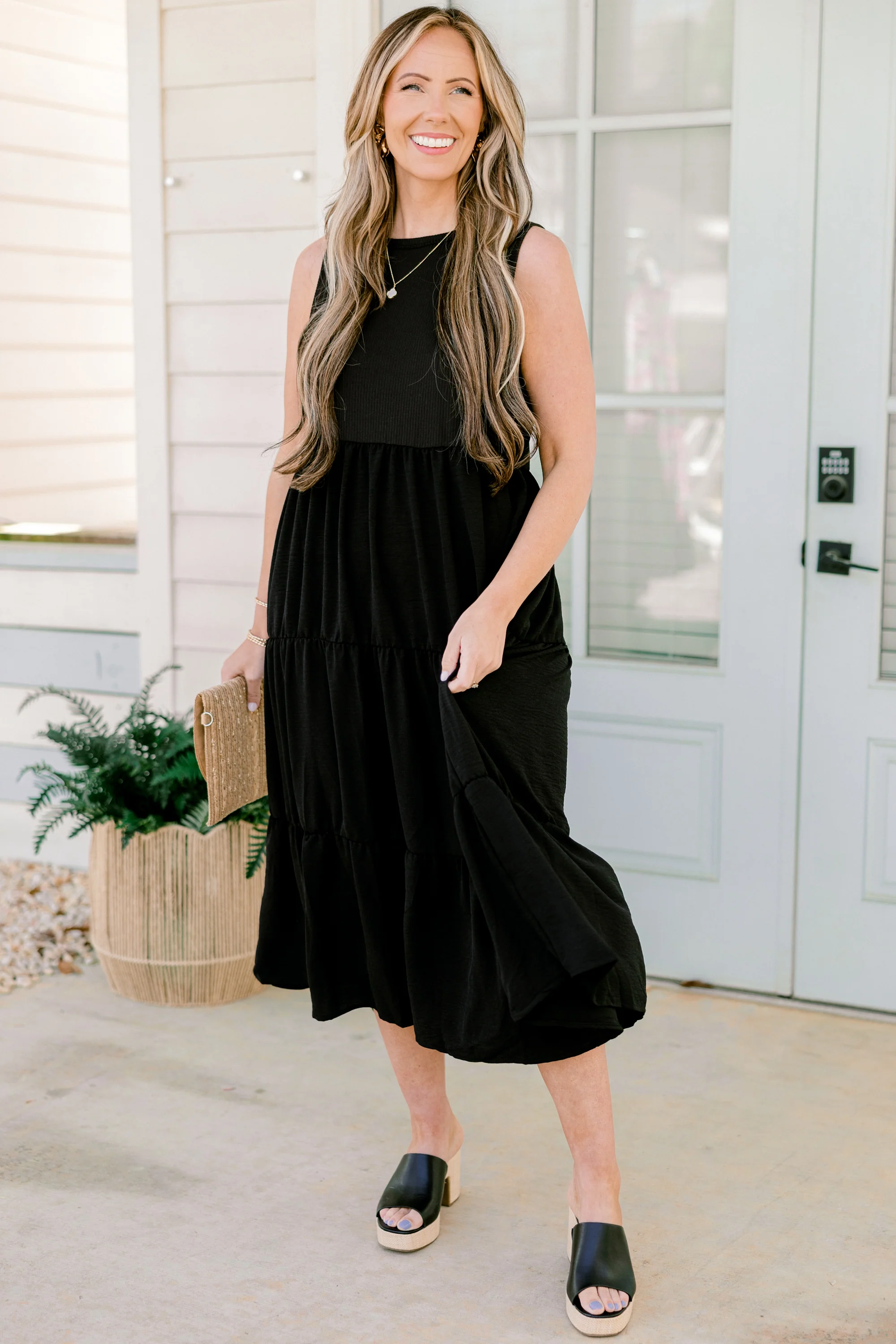 Keep It Up Dress, Black - Giverhouse