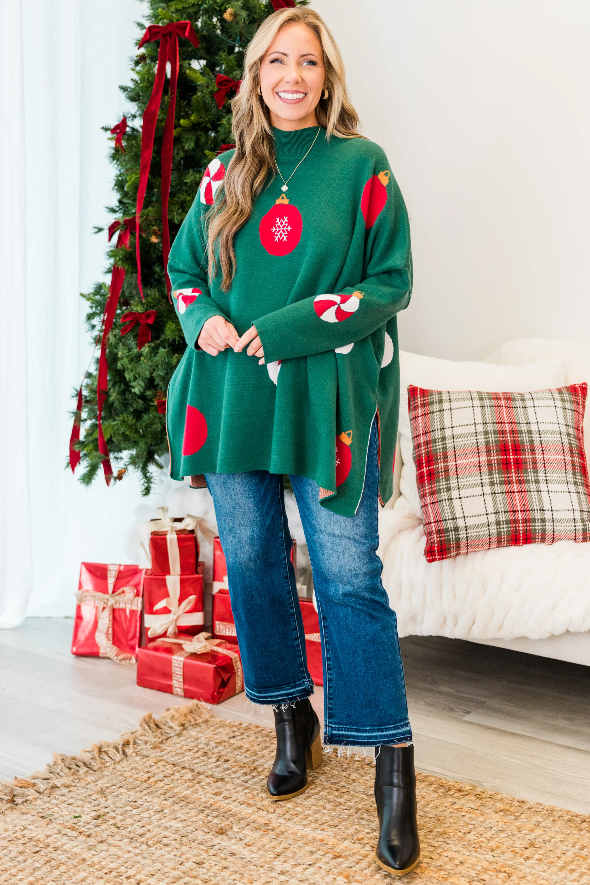 Everything And More Sweater, Green Ornament - Giverhouse
