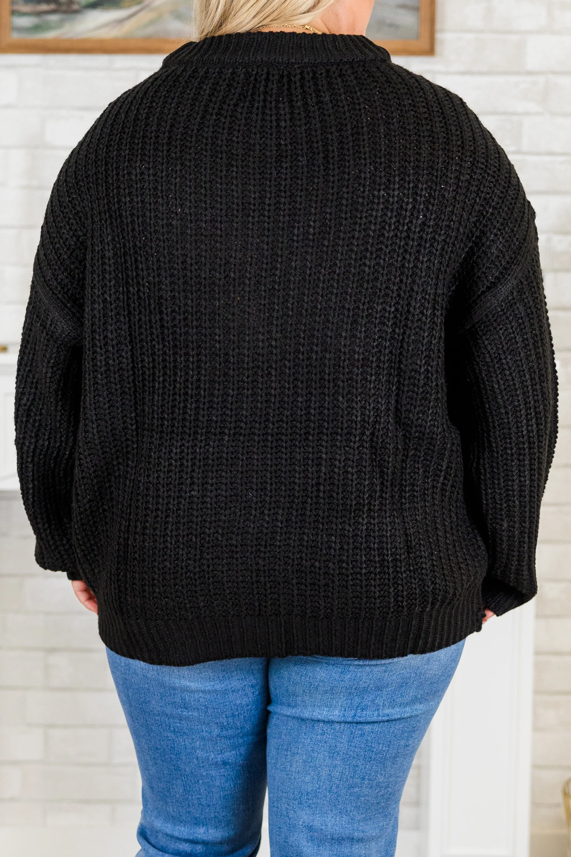 Cozy Cabin Sweater, Black - Giverhouse