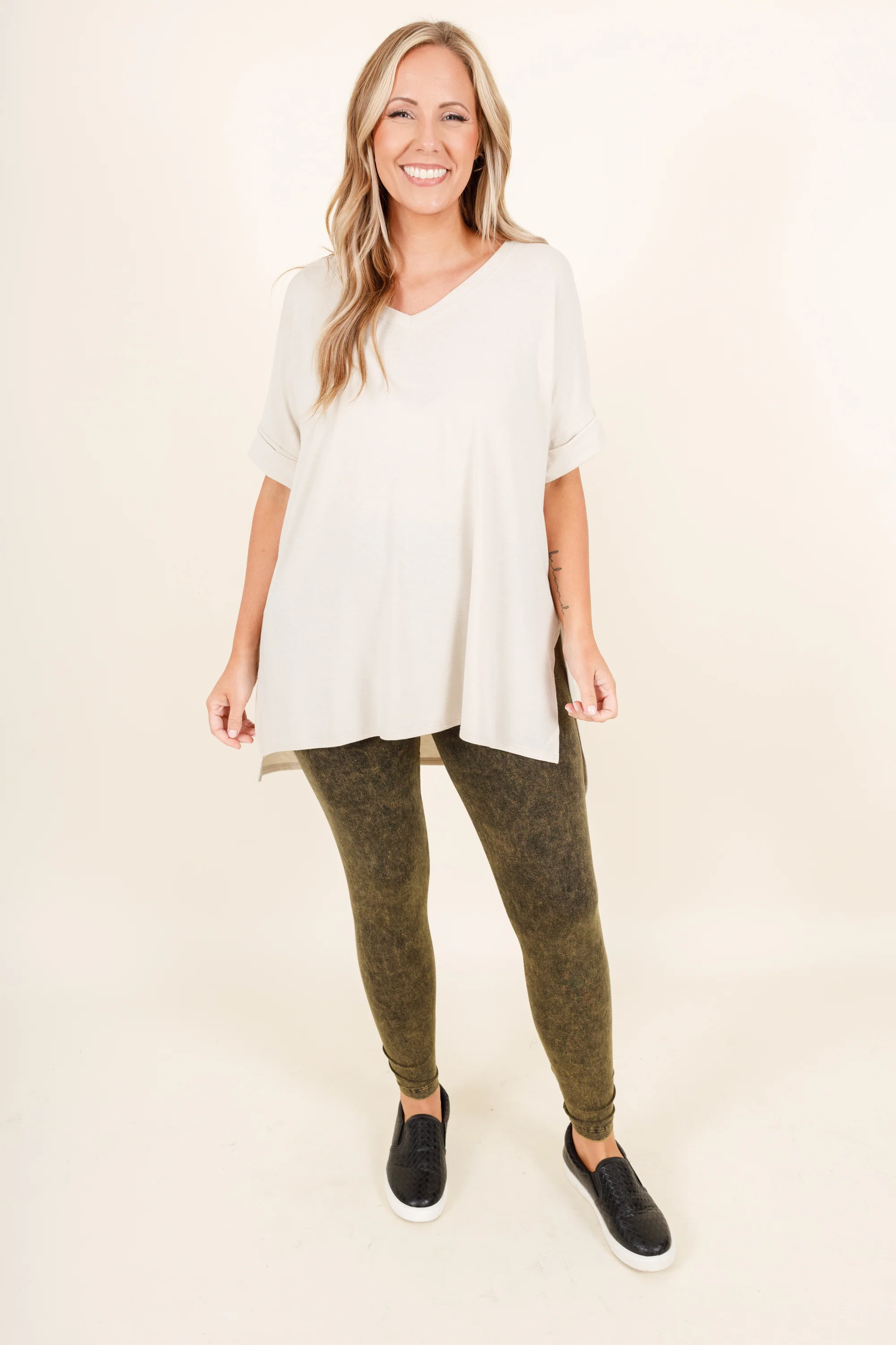 Well Worth It Mineral Wash Leggings, Olive - Giverhouse