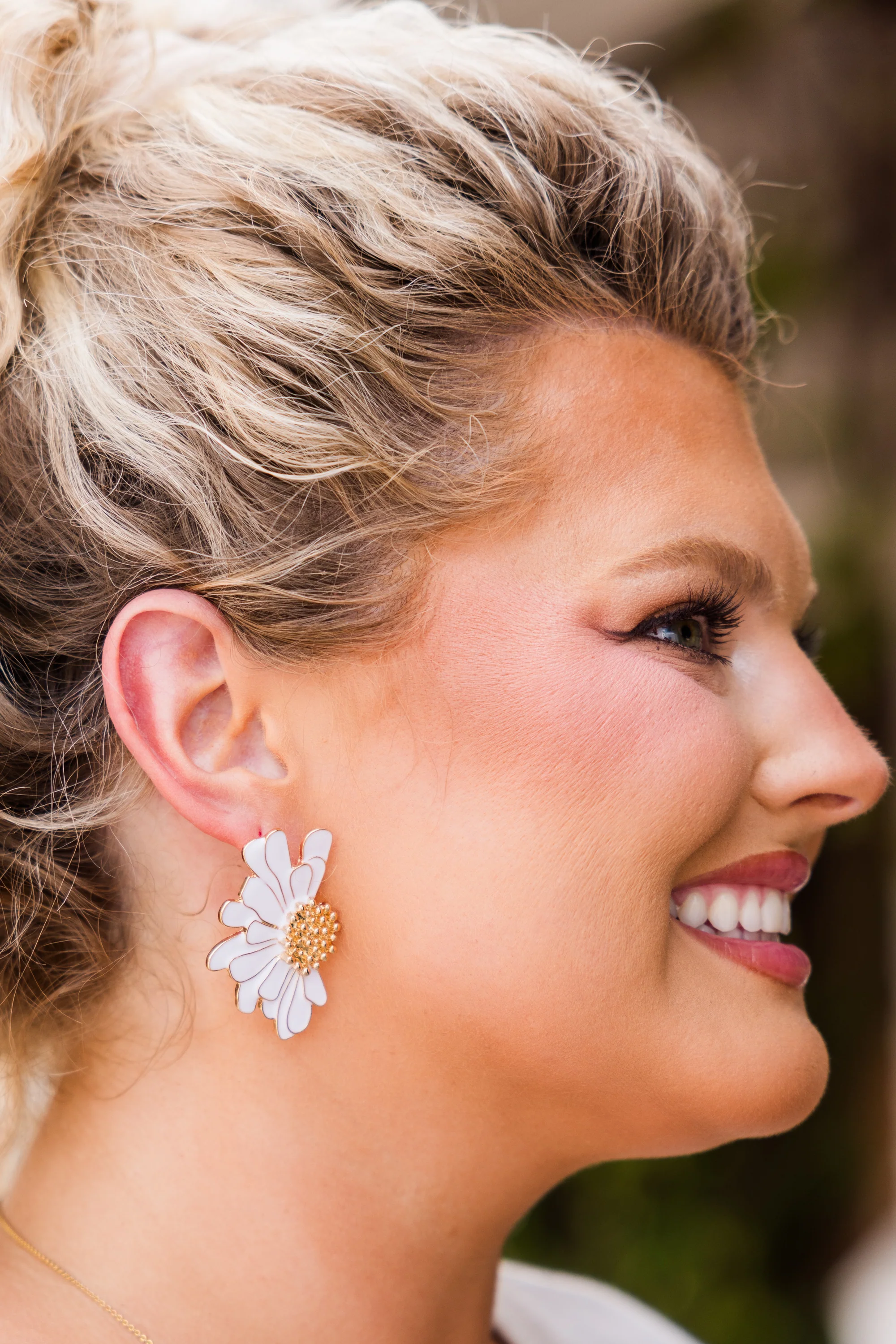 Lauren Kenzie: Blooming From Within Earrings, Gold - Giverhouse