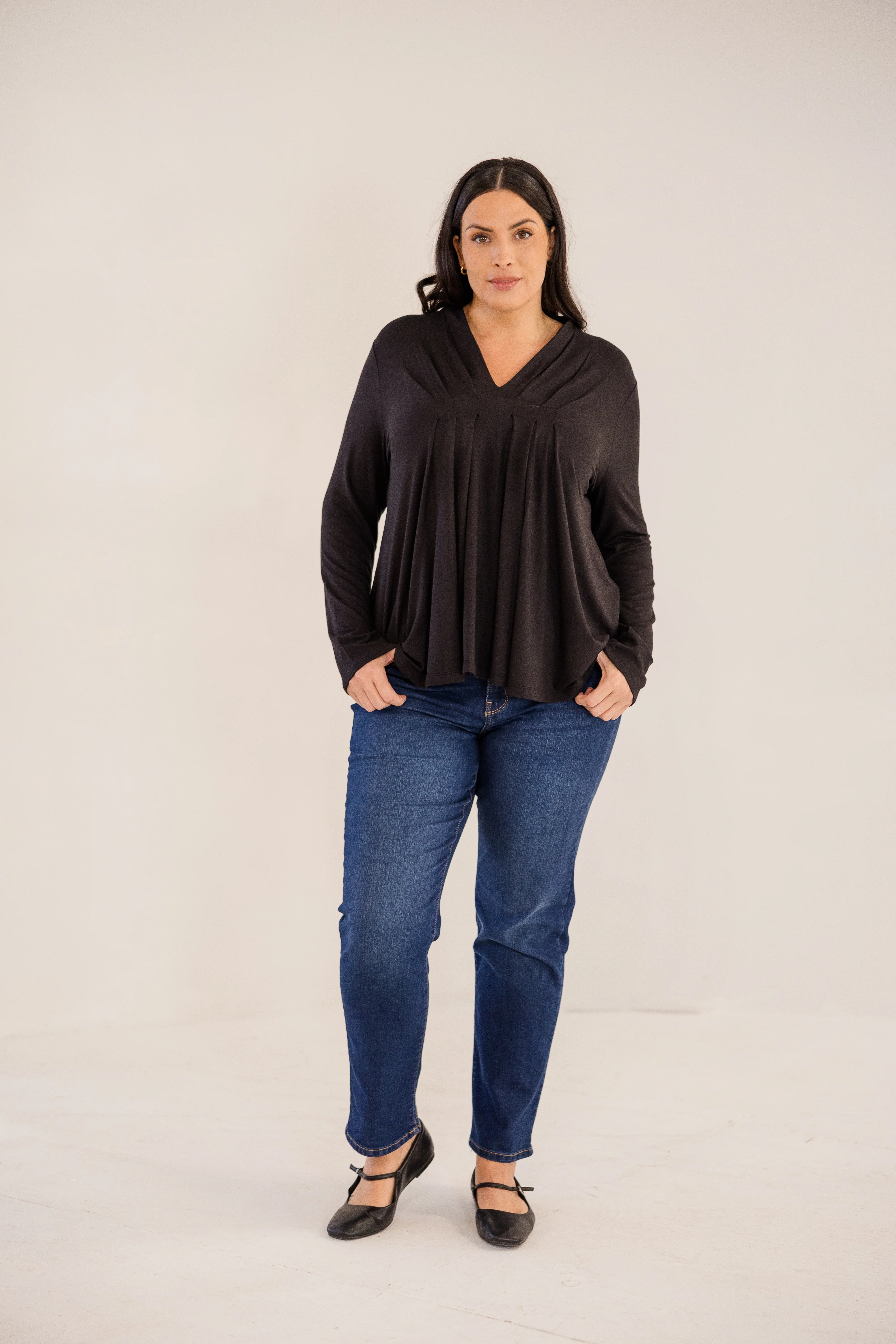 Mercer Front Pleat Top, Black - Giverhouse