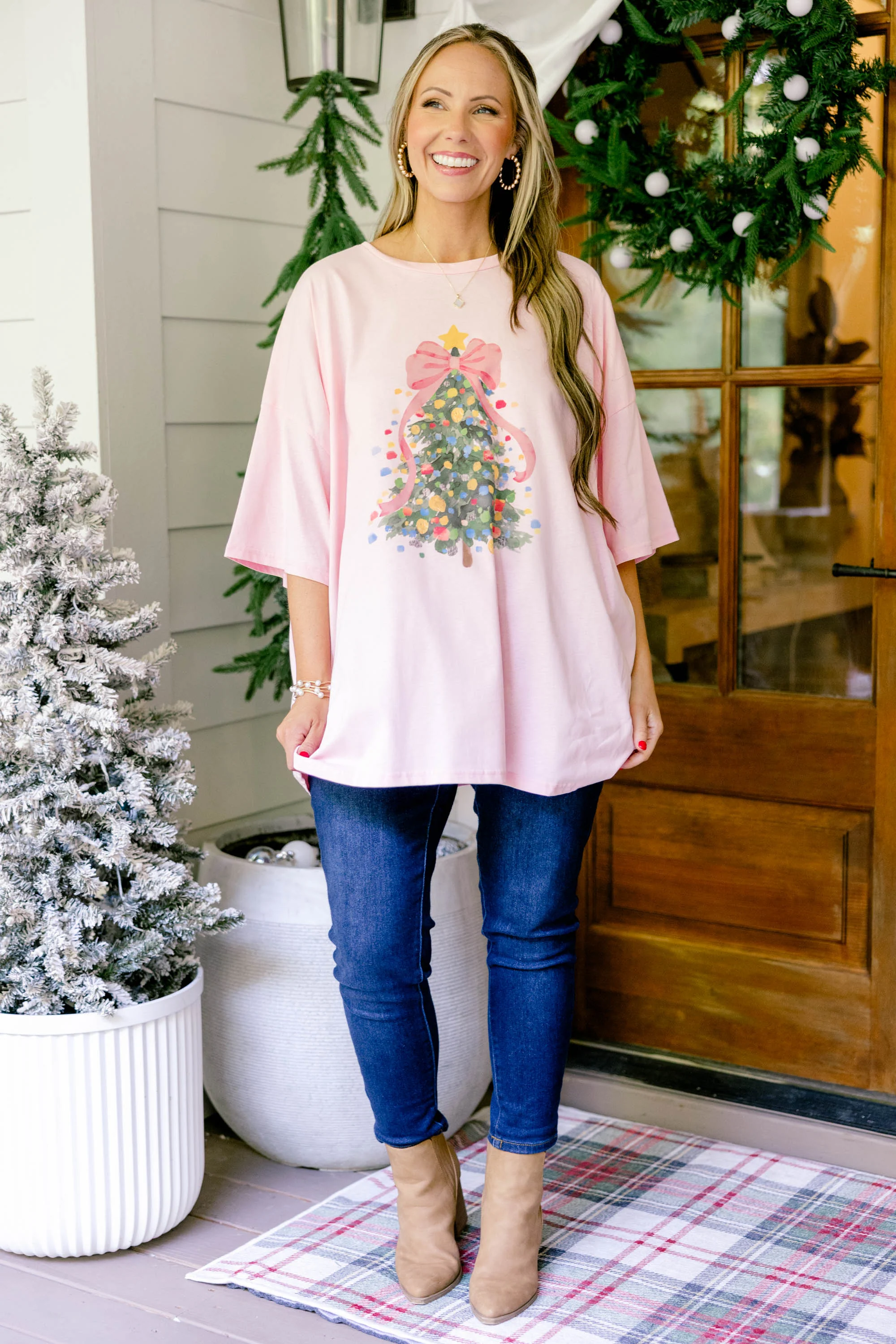 Christmas Queen Boyfriend Tee, Dusty Pink - Giverhouse