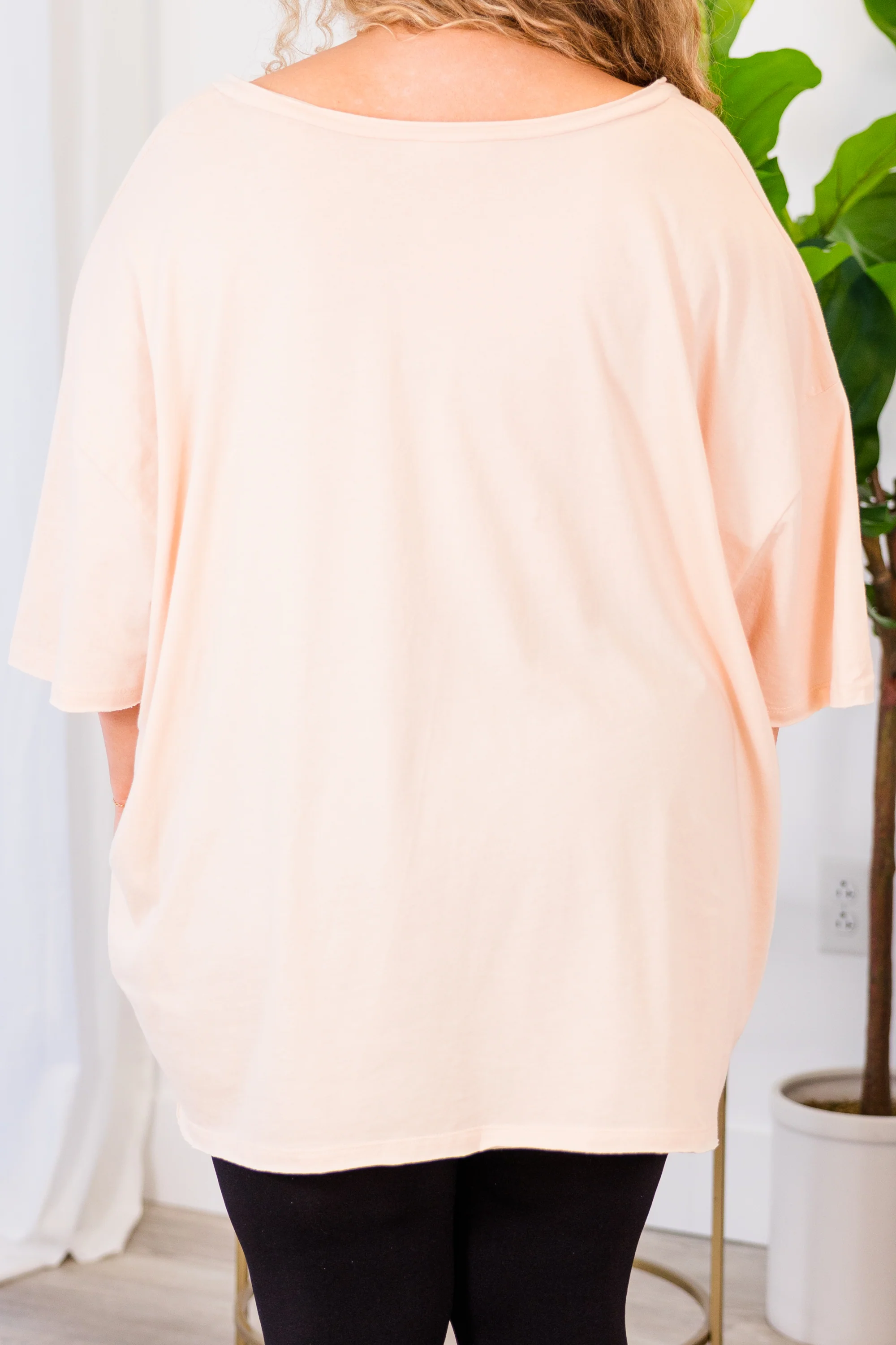 Dancing In The Mirror Top, Cream Peach - Giverhouse