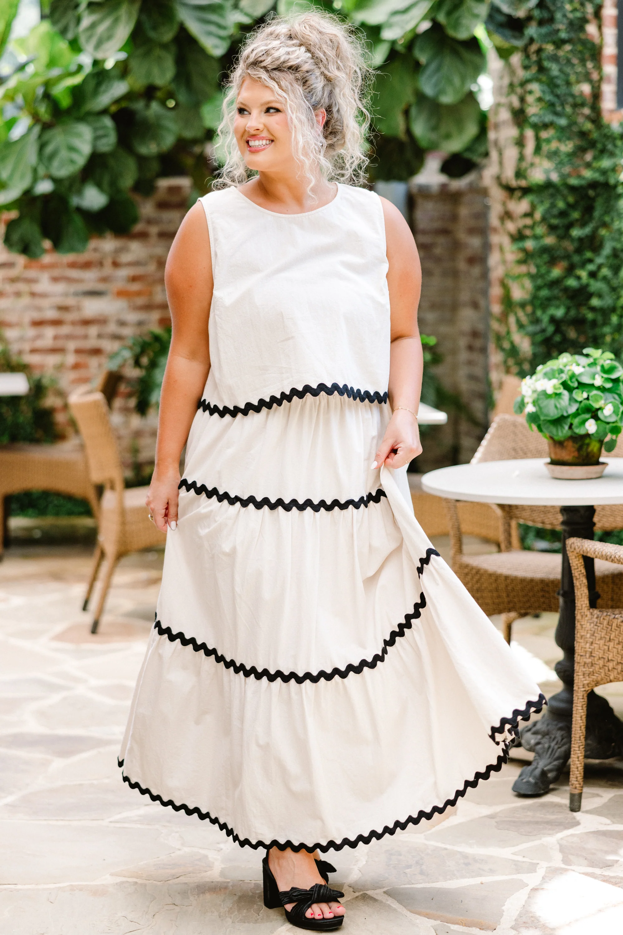 Shared Feelings Top, Oatmeal-Black - Giverhouse