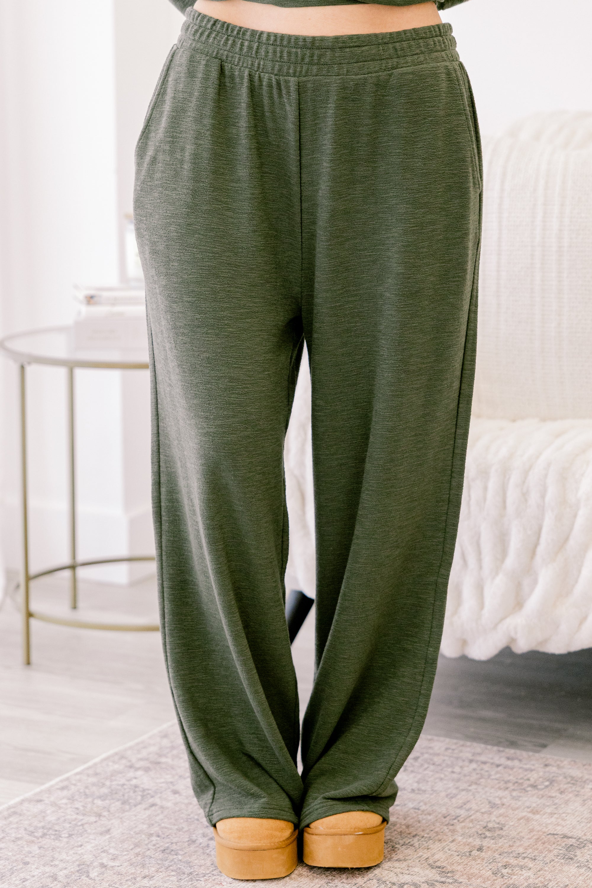 Lazy Saturday Nights Set, Dark Olive - Giverhouse