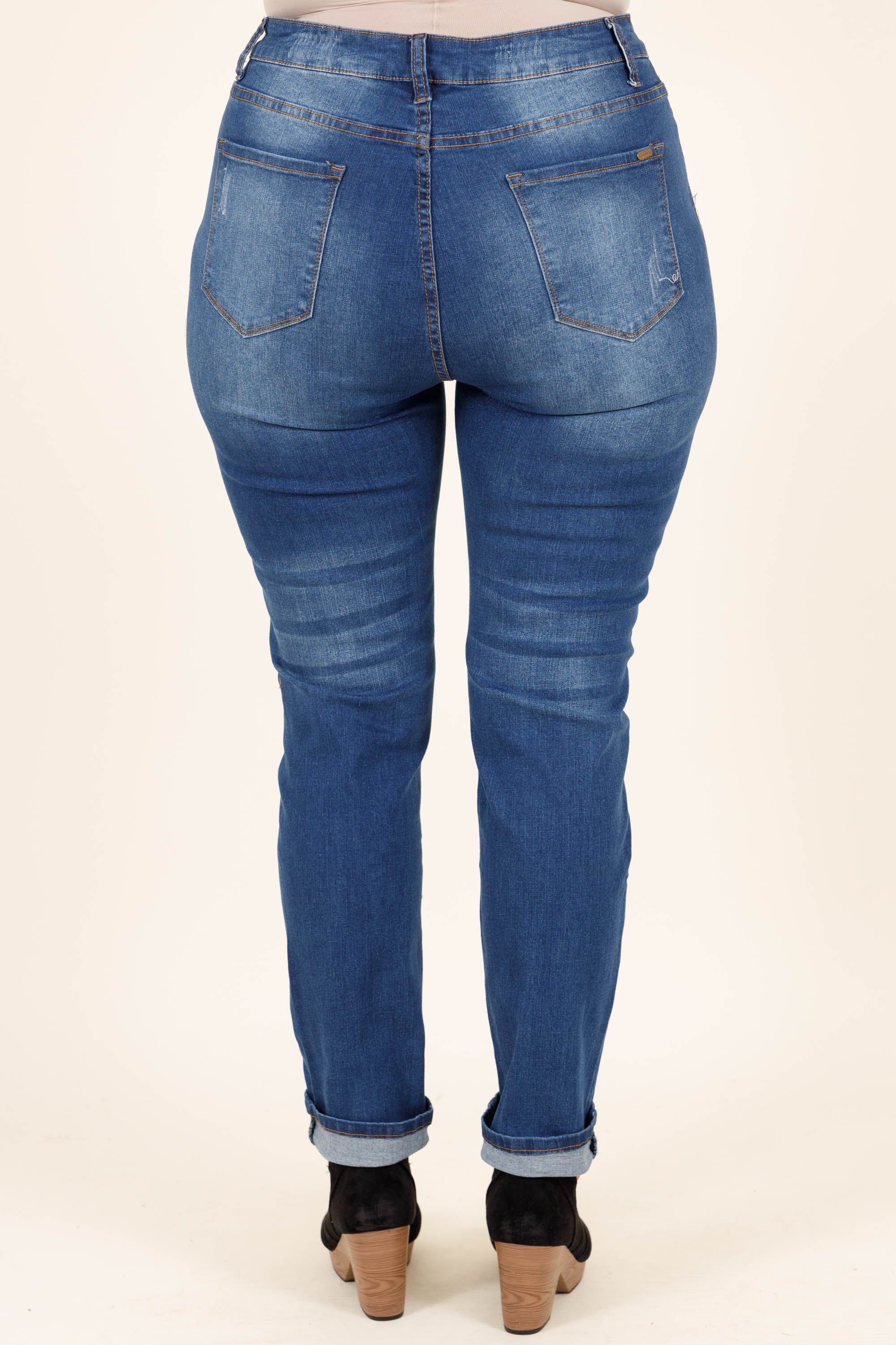 Arriving In Style Boyfriend Jeans, Medium Wash - Giverhouse