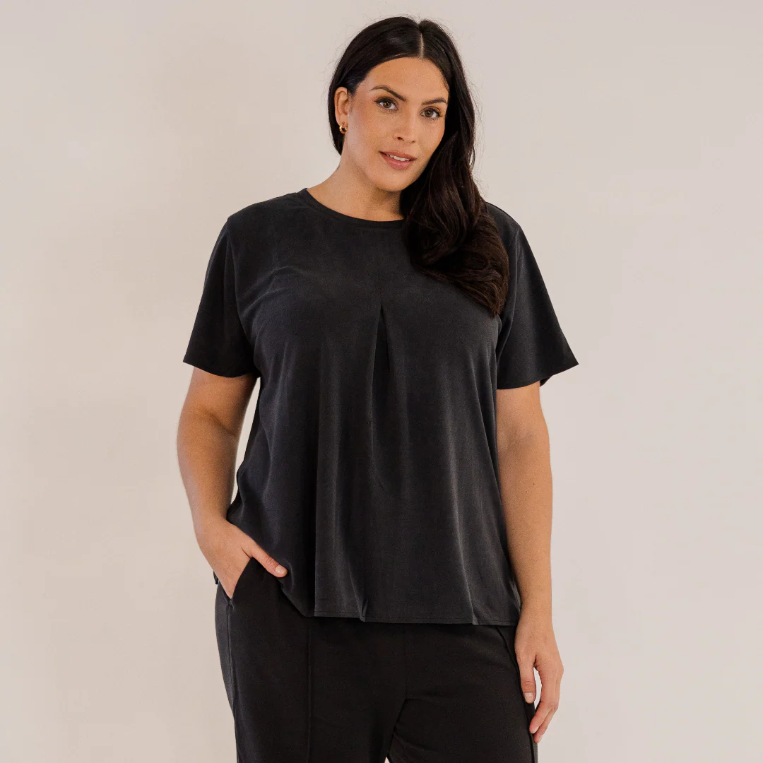 Soho Front Pleat Top, Black - Giverhouse