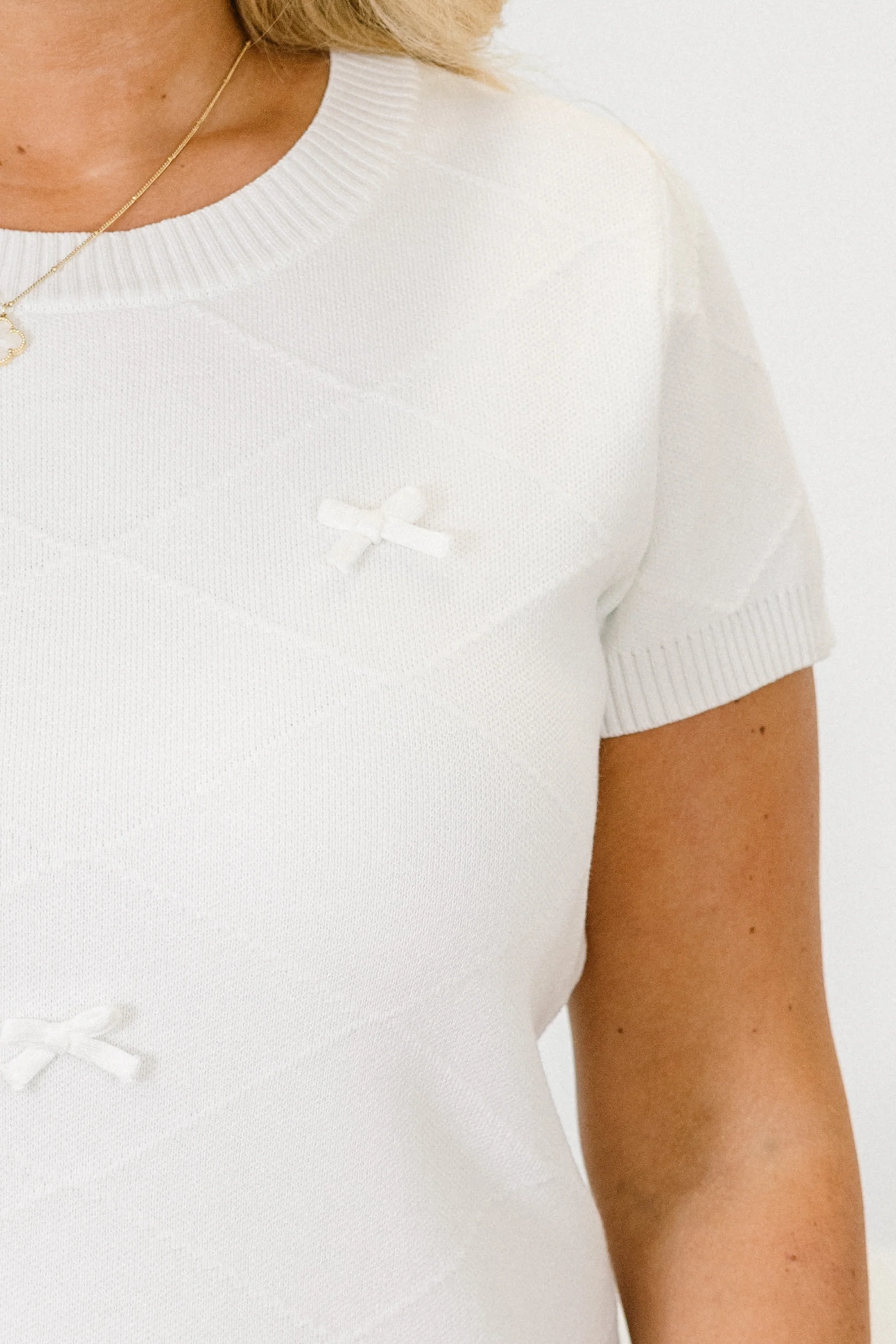 Take One Look Sweater, White - Giverhouse