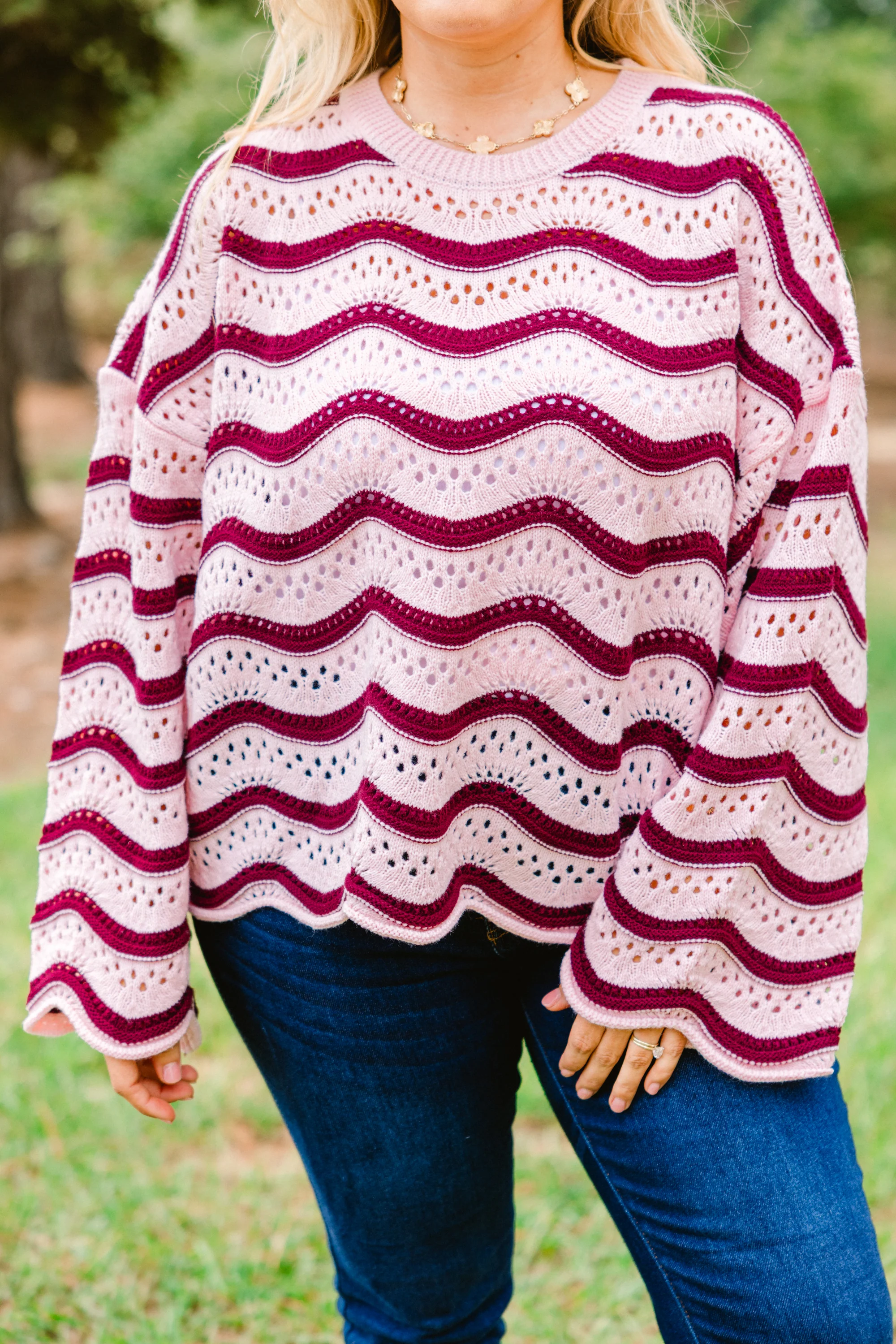 Wavy Comfort Sweater, Pink-Maroon - Giverhouse