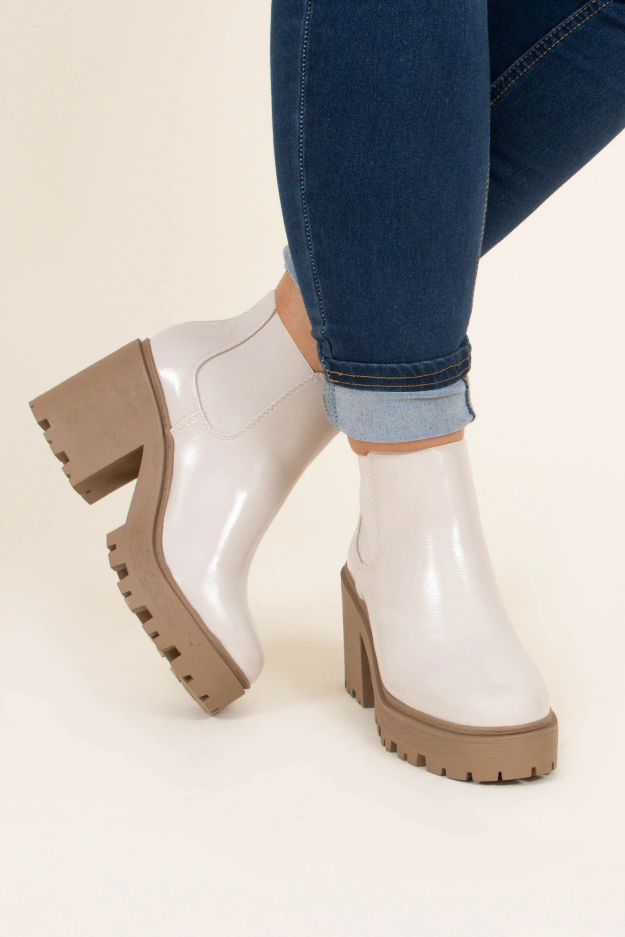 Napa Nights Boots, Bone - Giverhouse