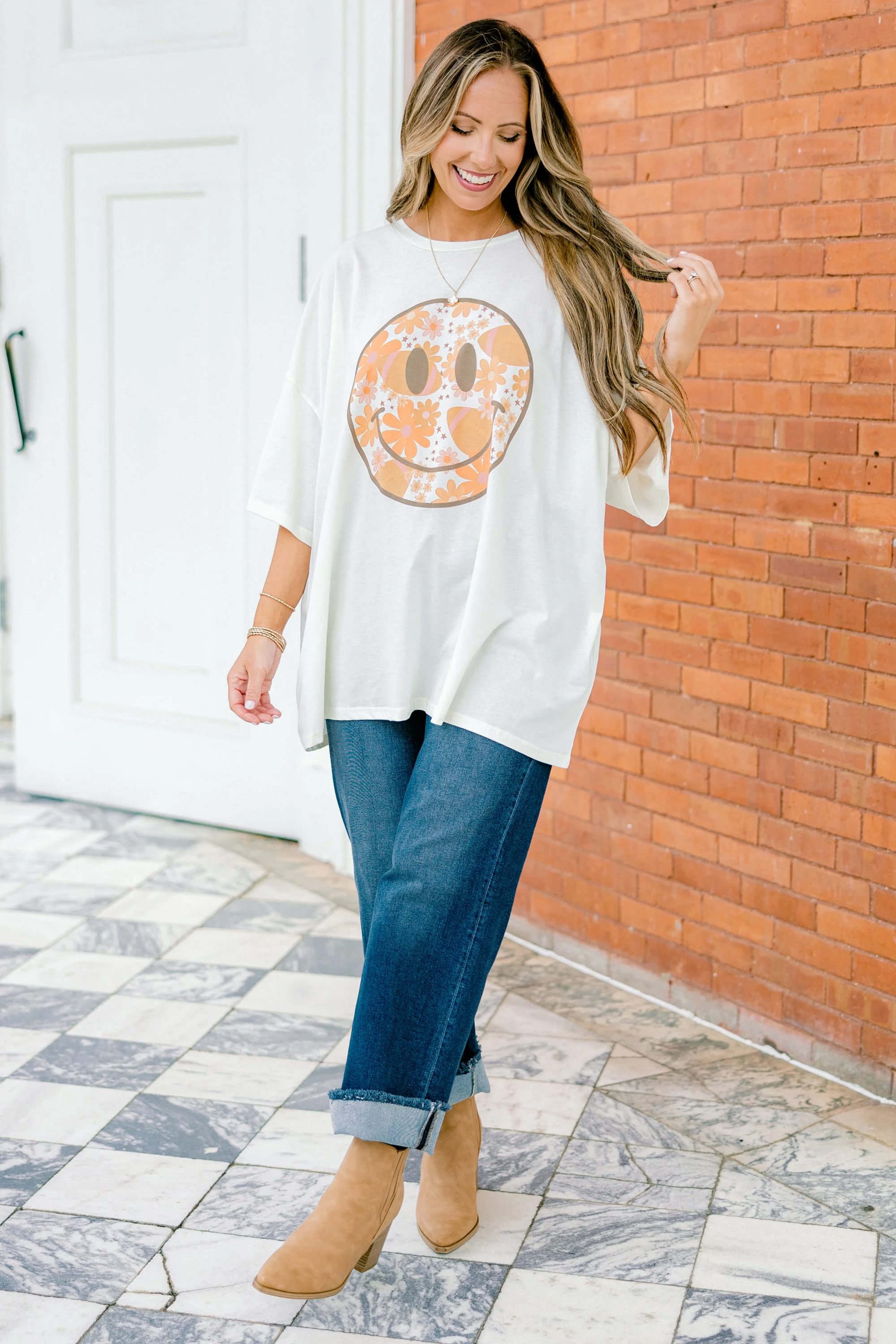 Gameday Smiles Boyfriend Tee, Ivory - Giverhouse