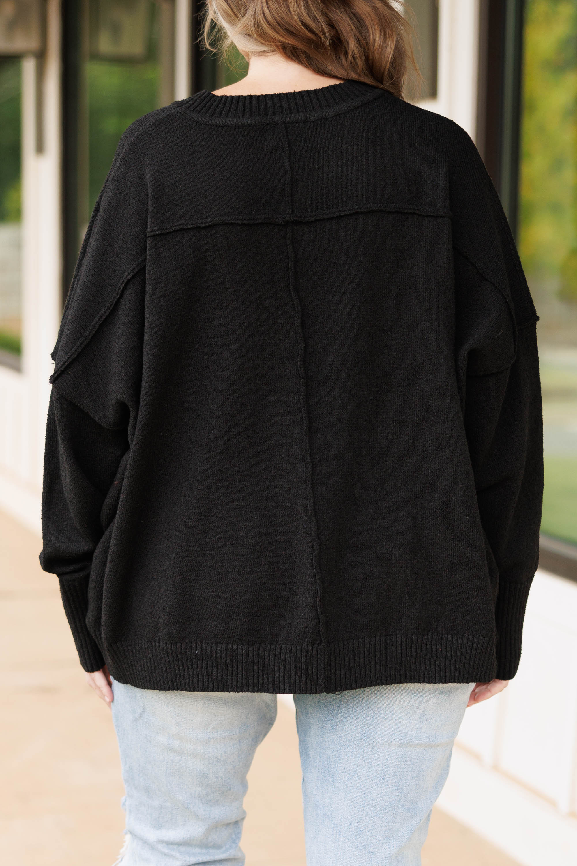 Hard To Move On Sweater, Black - Giverhouse