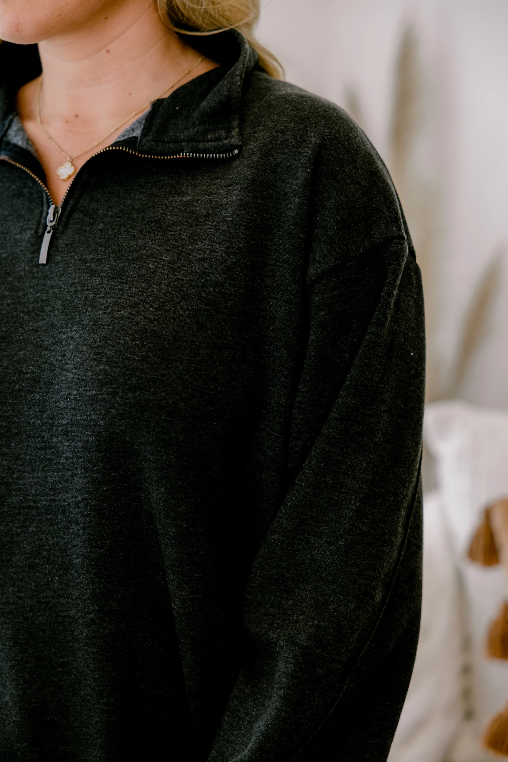 Time To Tell Pullover, Black - Giverhouse