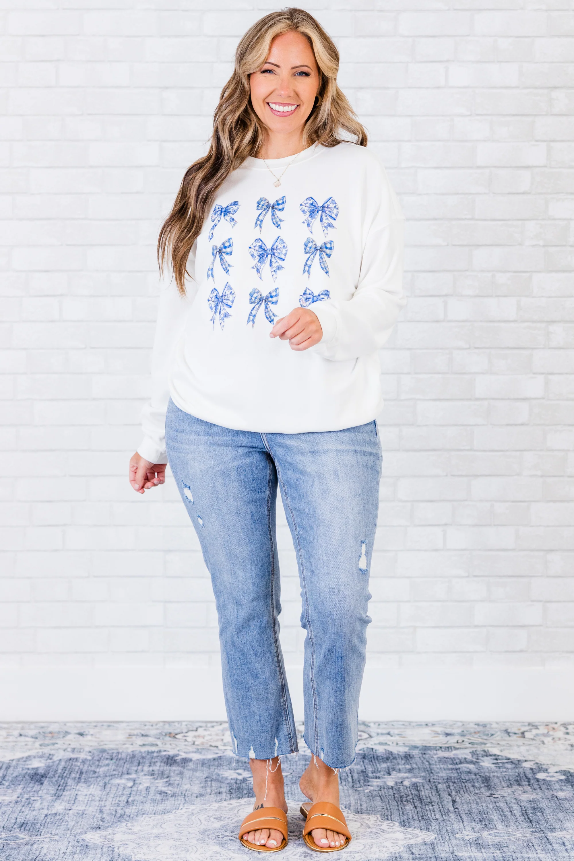 A Moment For The Bow Pullover, White - Giverhouse