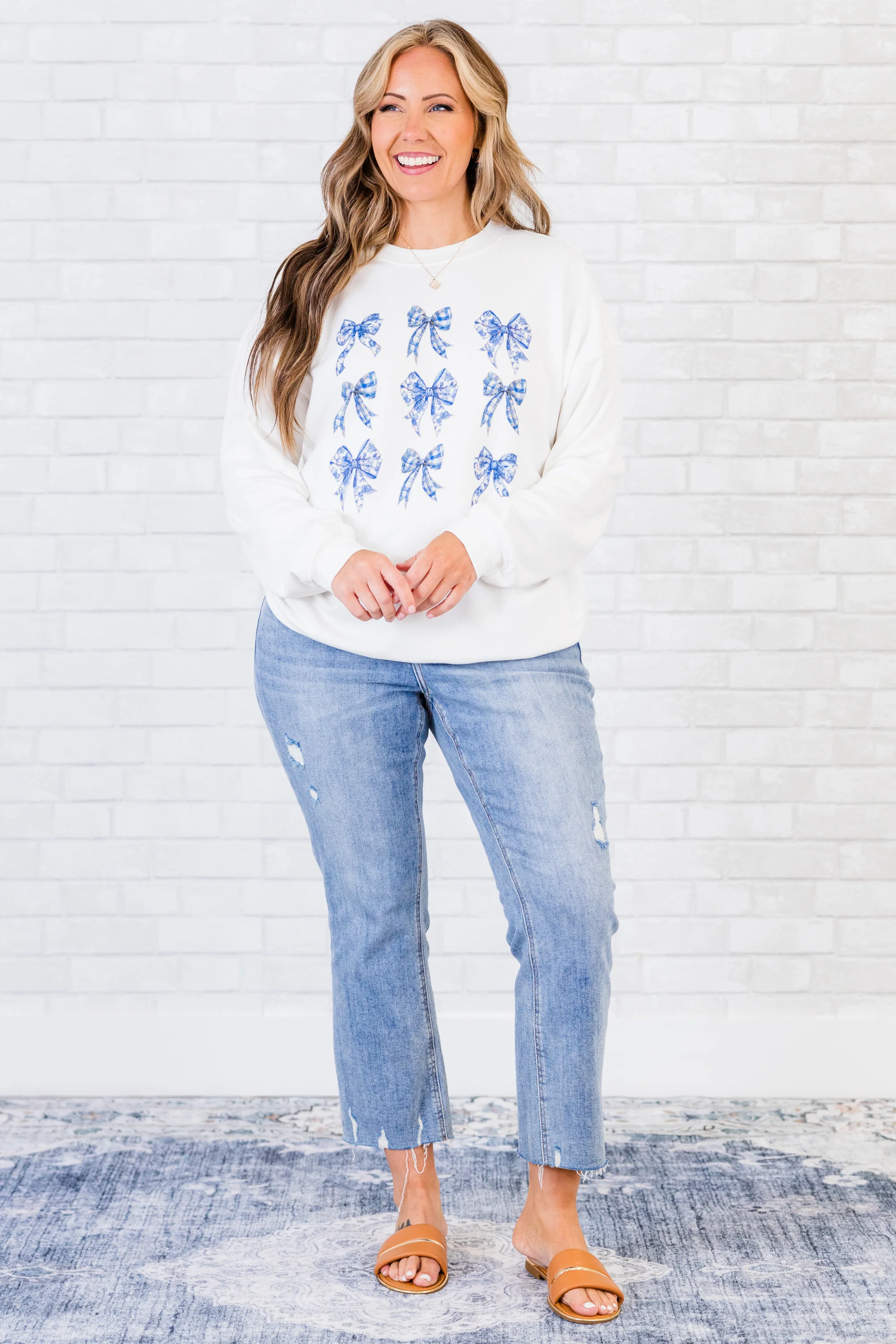 A Moment For The Bow Pullover, White - Giverhouse