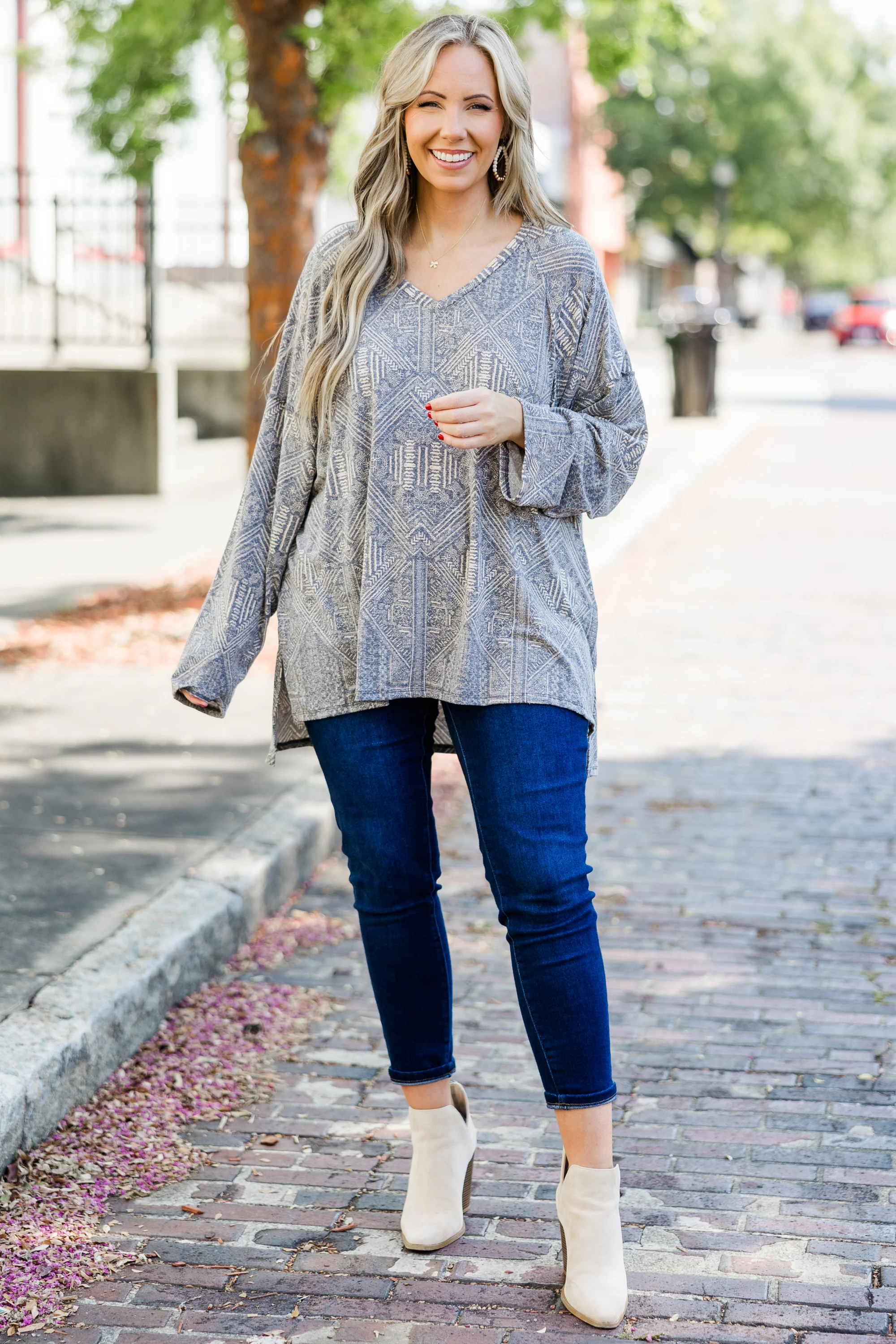 Full Of Charm Top, Gray - Giverhouse