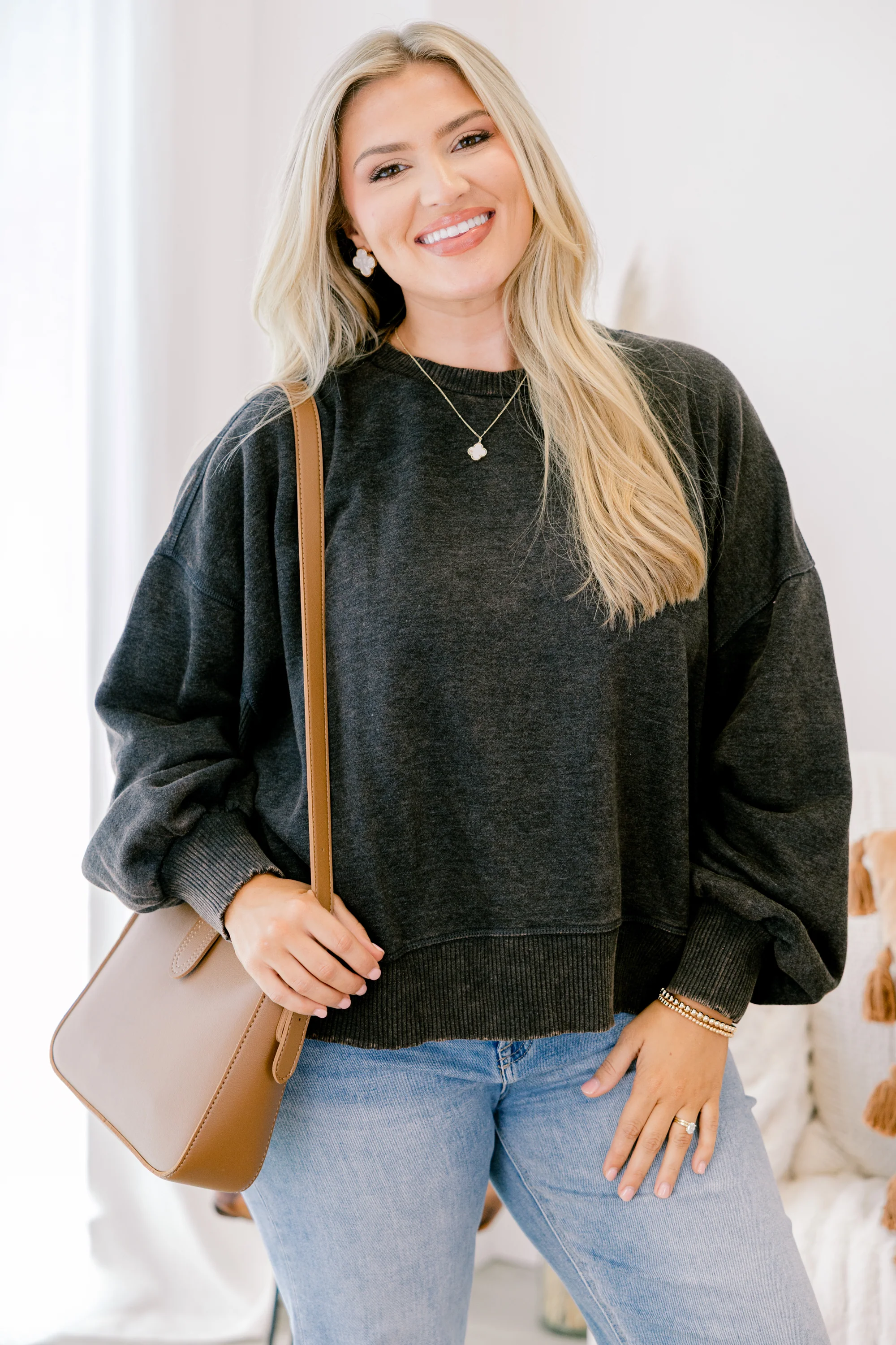 Only Getting Started Pullover, Black - Giverhouse