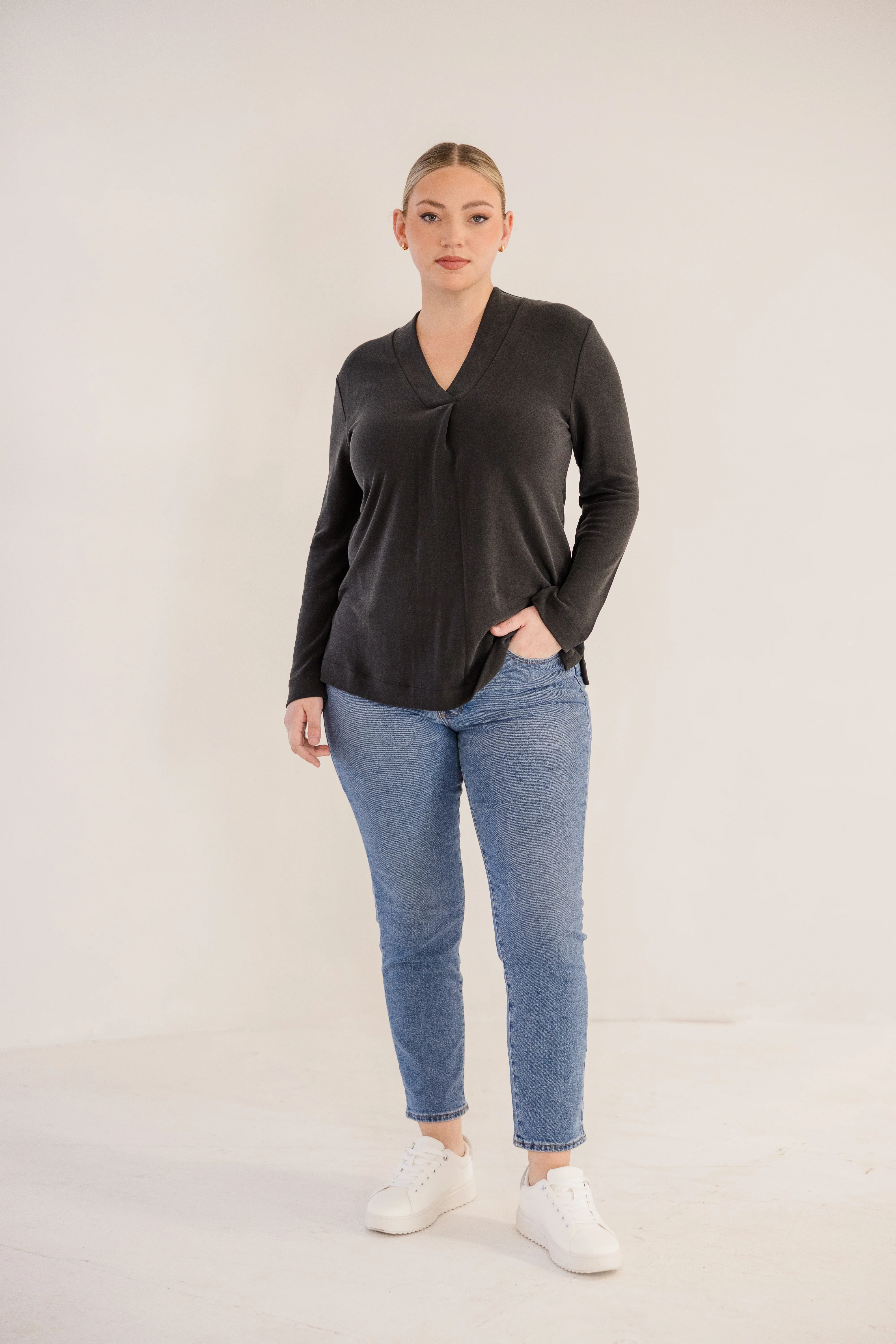 Bowery Wide V-Neck Tunic, Black - Giverhouse