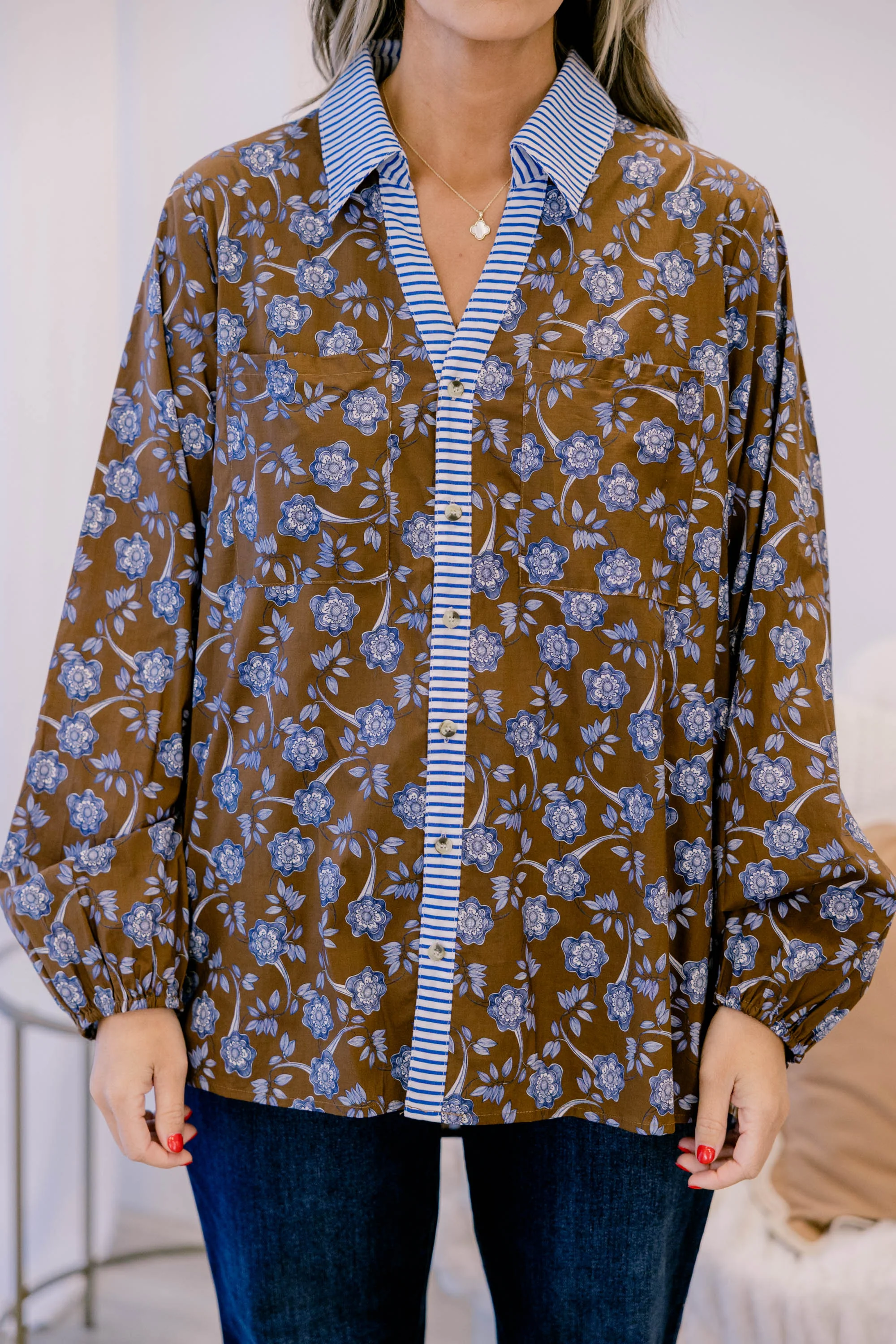 Garden Time Top, Brown-Blue Floral - Giverhouse