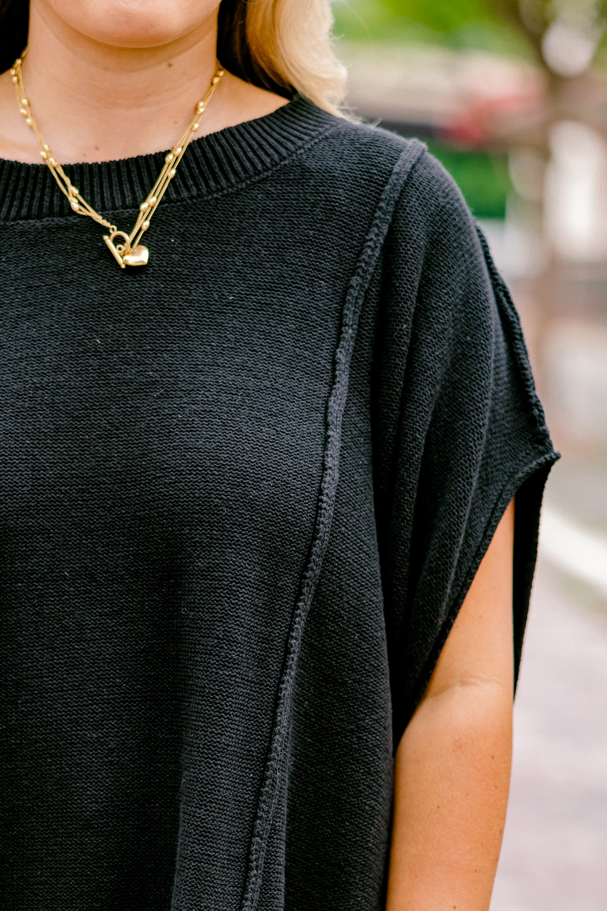 On My Way Over Sweater, Black - Giverhouse