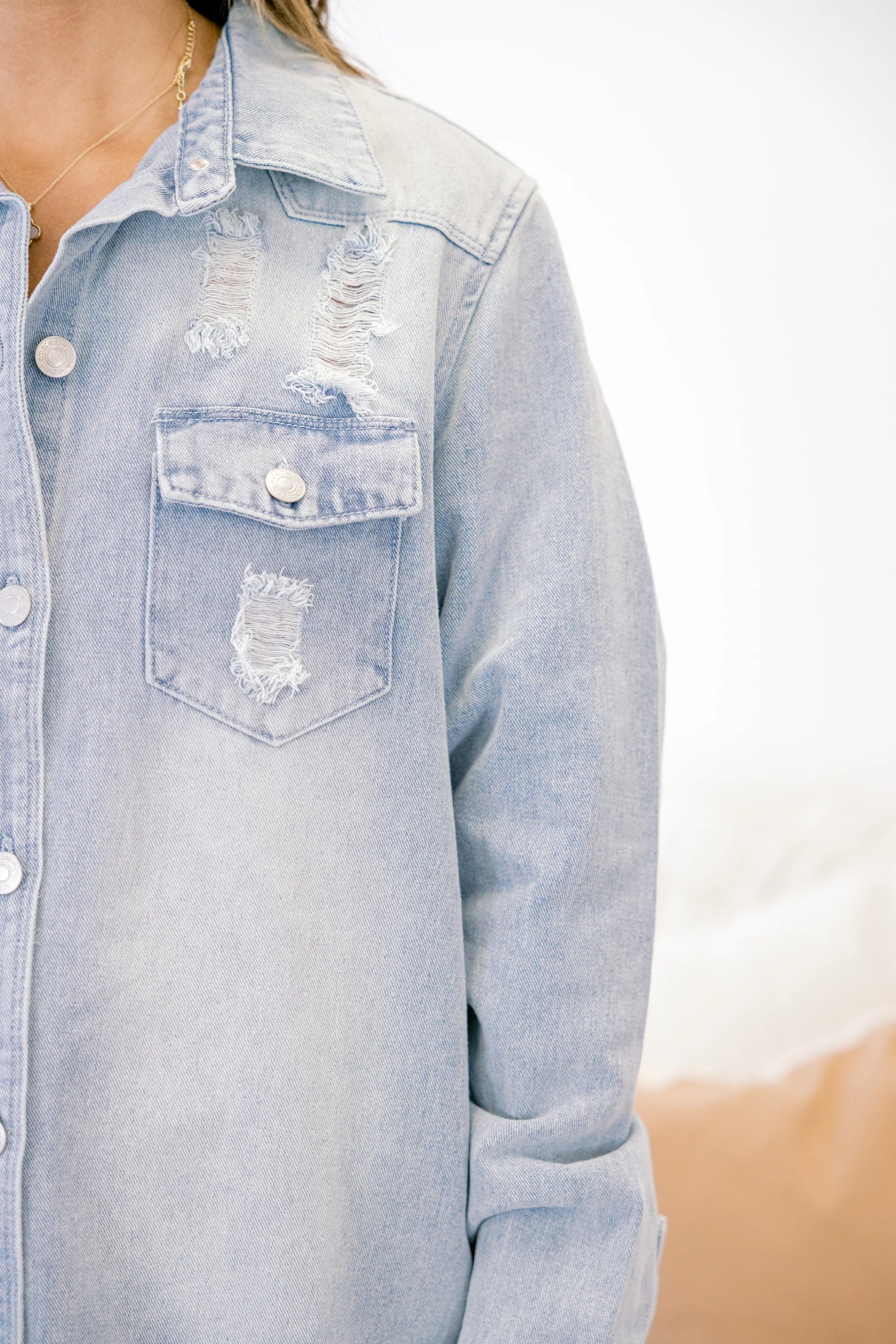 Chill As Can Be Top, Light Blue - Giverhouse