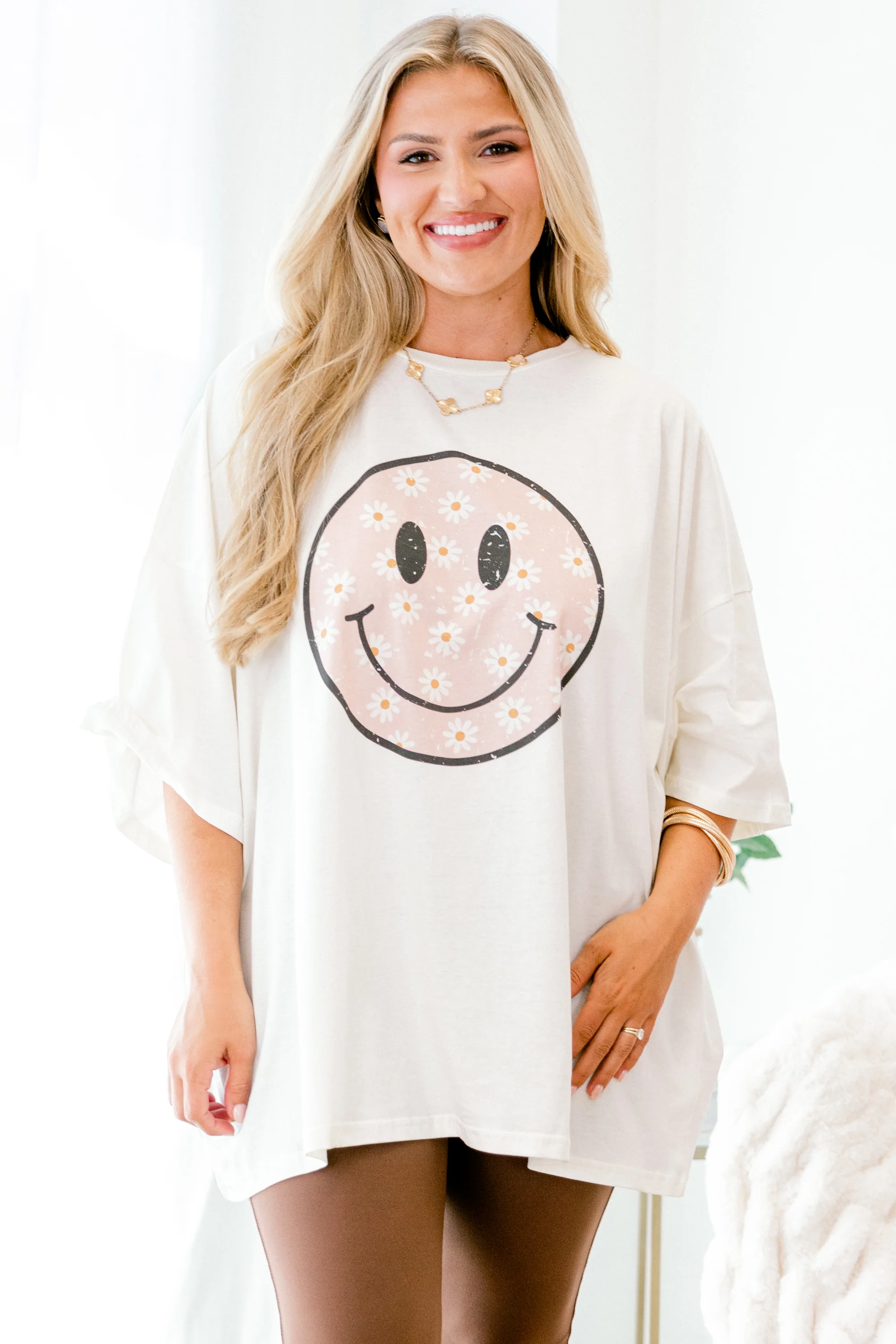 Fresh As A Daisy Boyfriend Tee, Ivory - Giverhouse