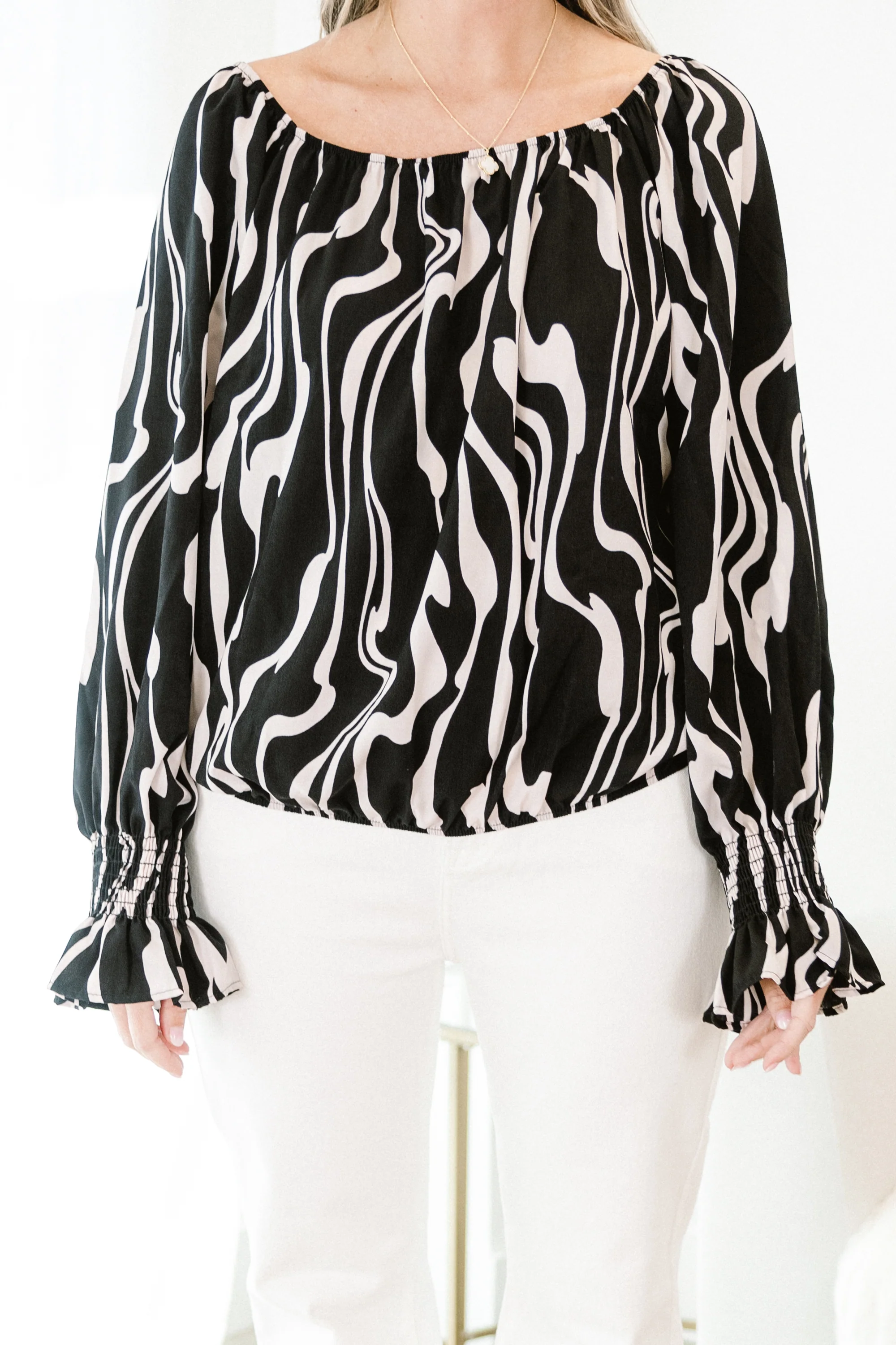 Out Of The Old Top, Black - Giverhouse