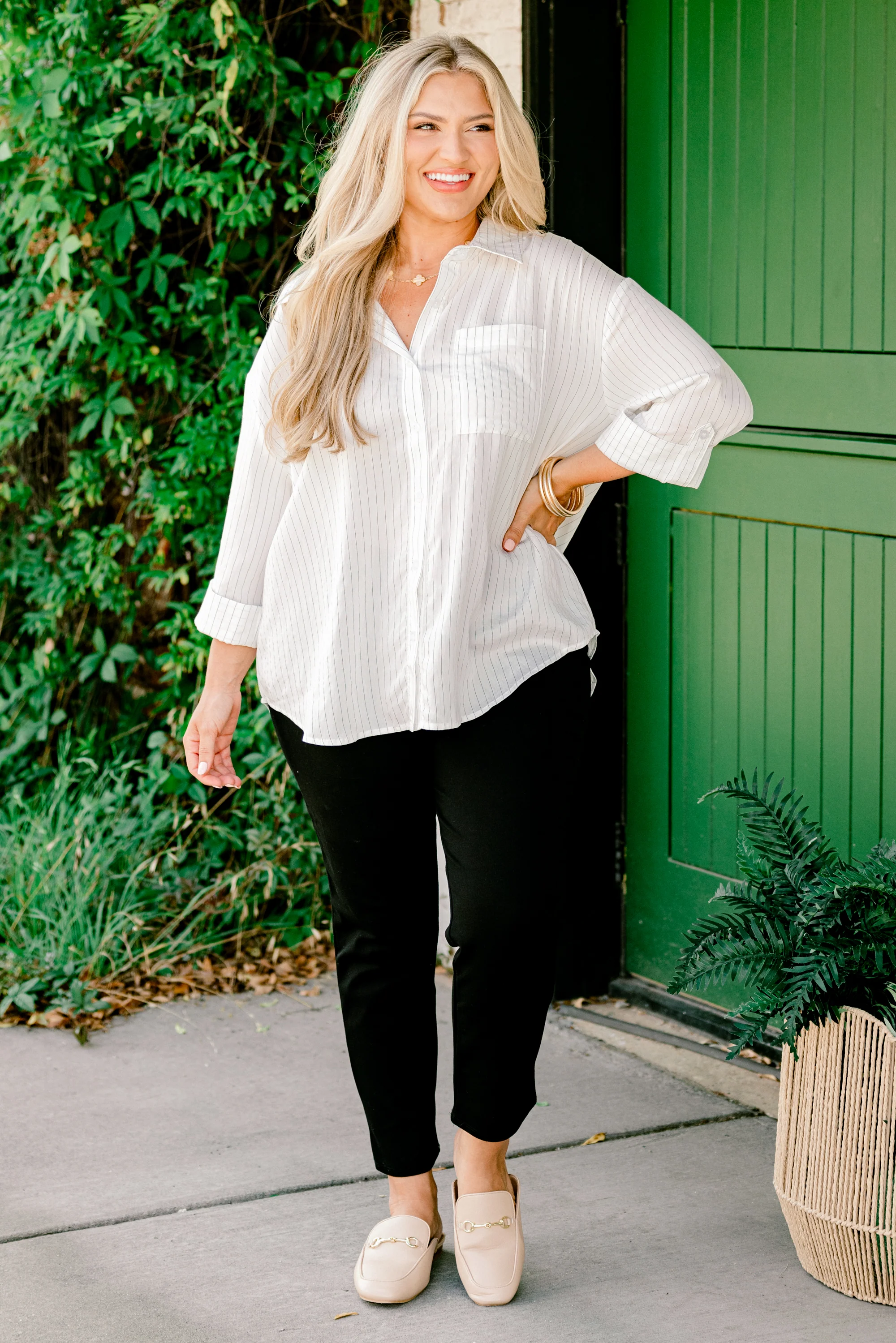 Everything Is Better Top, Off White - Giverhouse